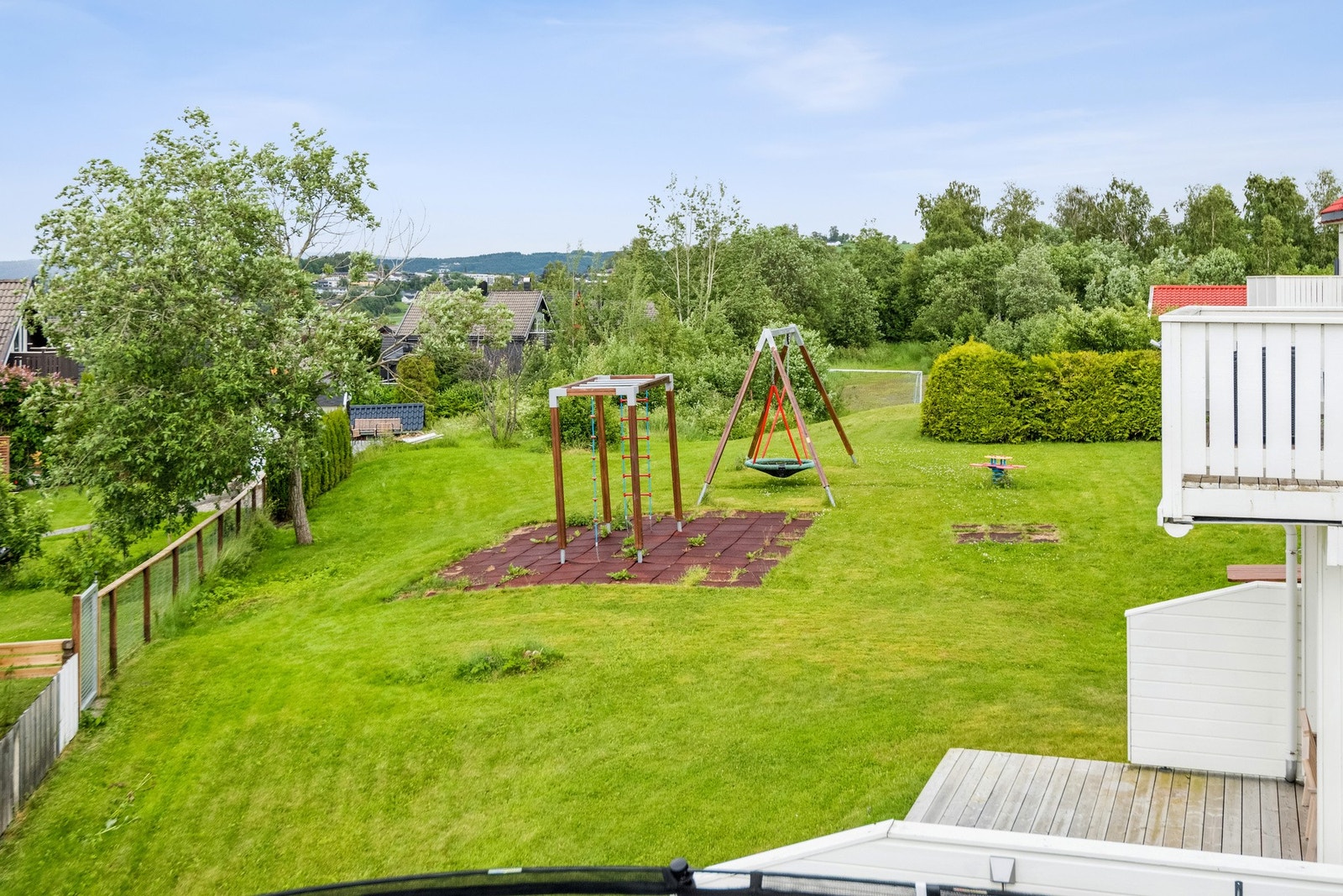 Utsikt/lekeplass Galleribilde