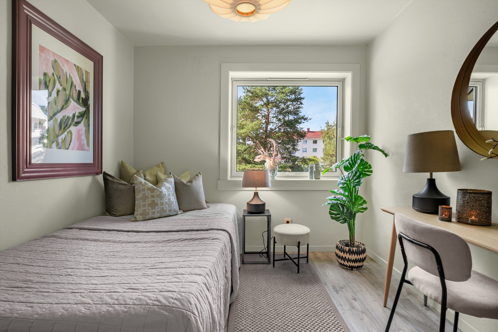 Det andre soverommet holder en god størrelse, dog noe mindre enn hovedsoverommet. Galleribilde