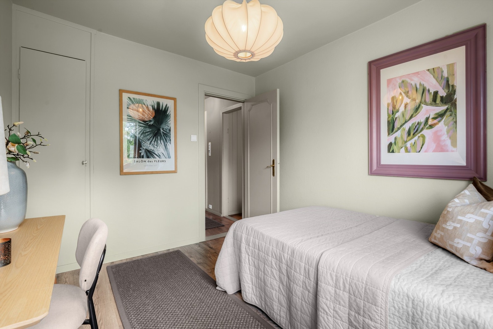 Passer godt som barnerom, gjesterom, kontor eller walk-in-closet avhengig av behov. Galleribilde