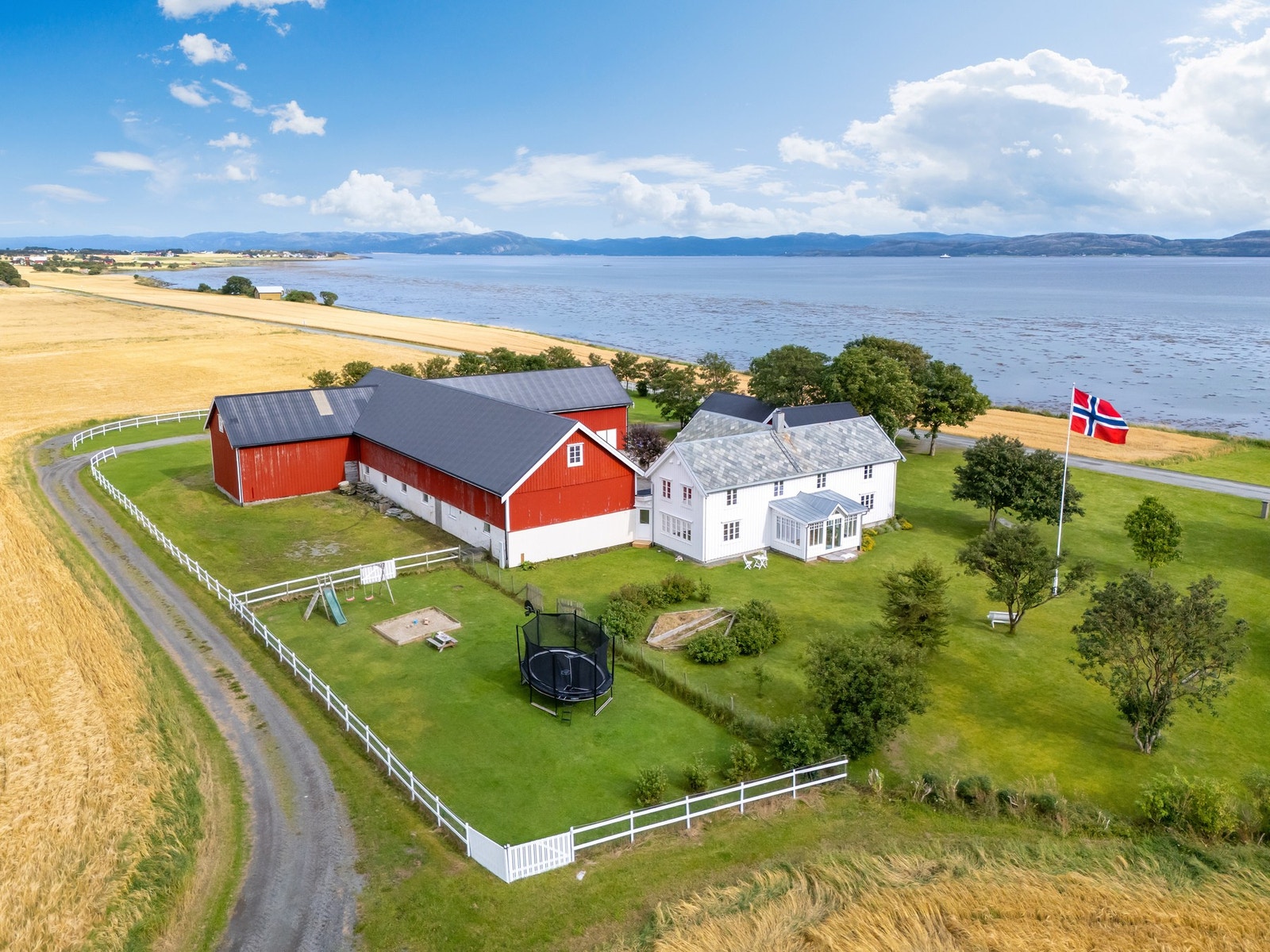 Herfra ser man godt hvordan hagen er inndelt. Galleribilde