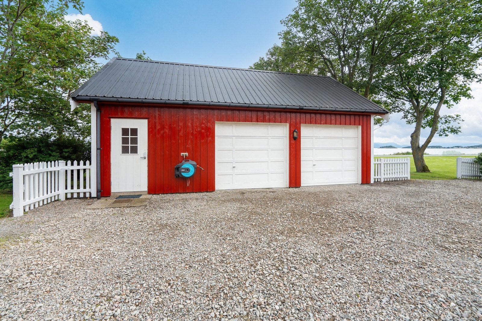 Garasje. Galleribilde