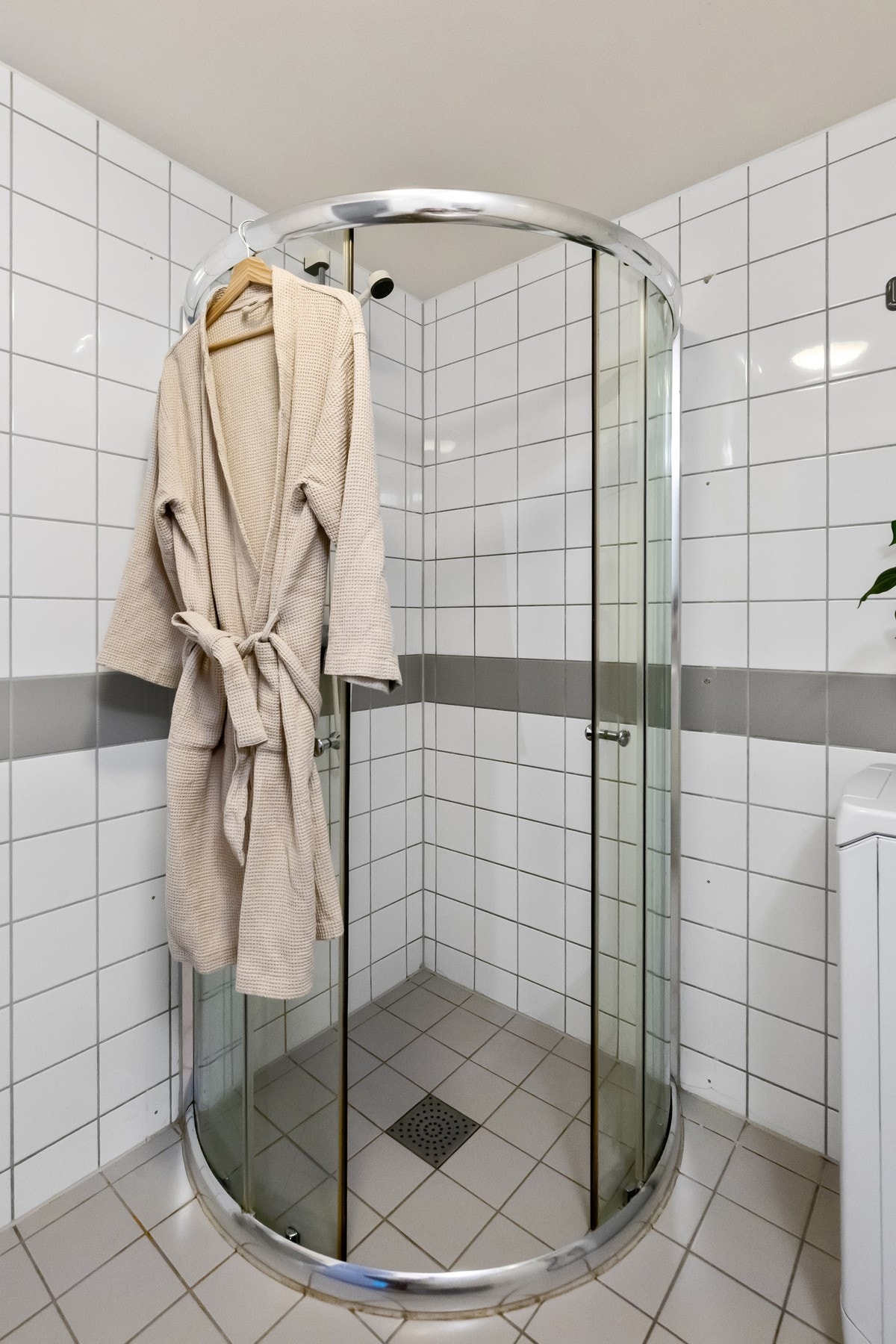 Varmtvann er inkludert i felleskostnadene. Galleribilde