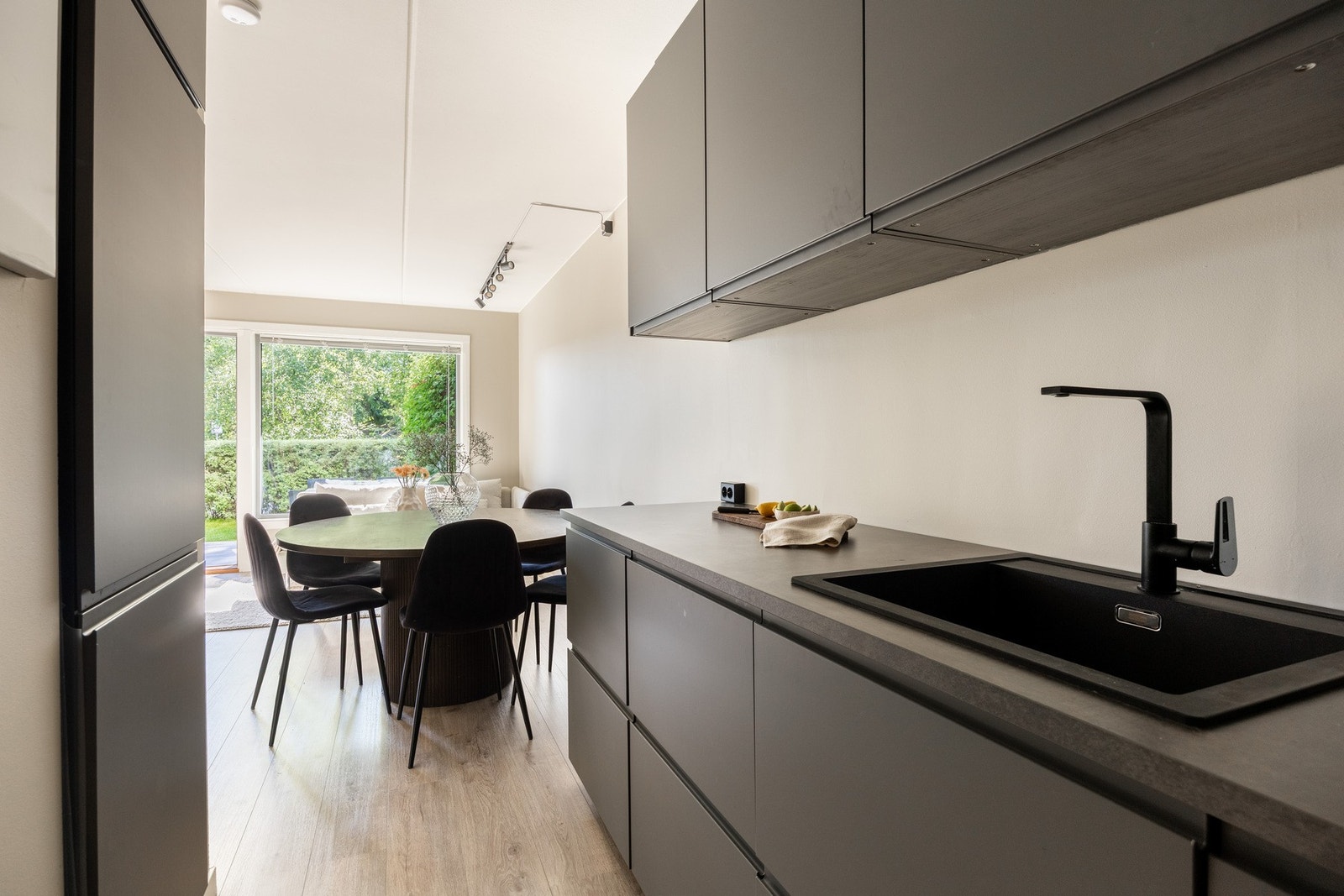 Lekkert kjøkken fra 2024. Galleribilde