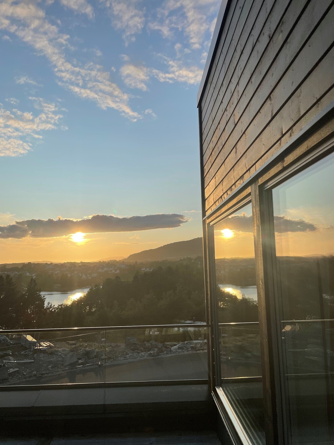 Vi avslutter med noen flotte bilder tatt av selger. Galleribilde