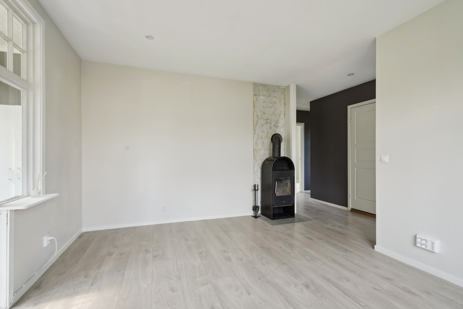 Leiligheten ble oppusset i 2020 og har god standard på innredninger og overflater. Galleribilde