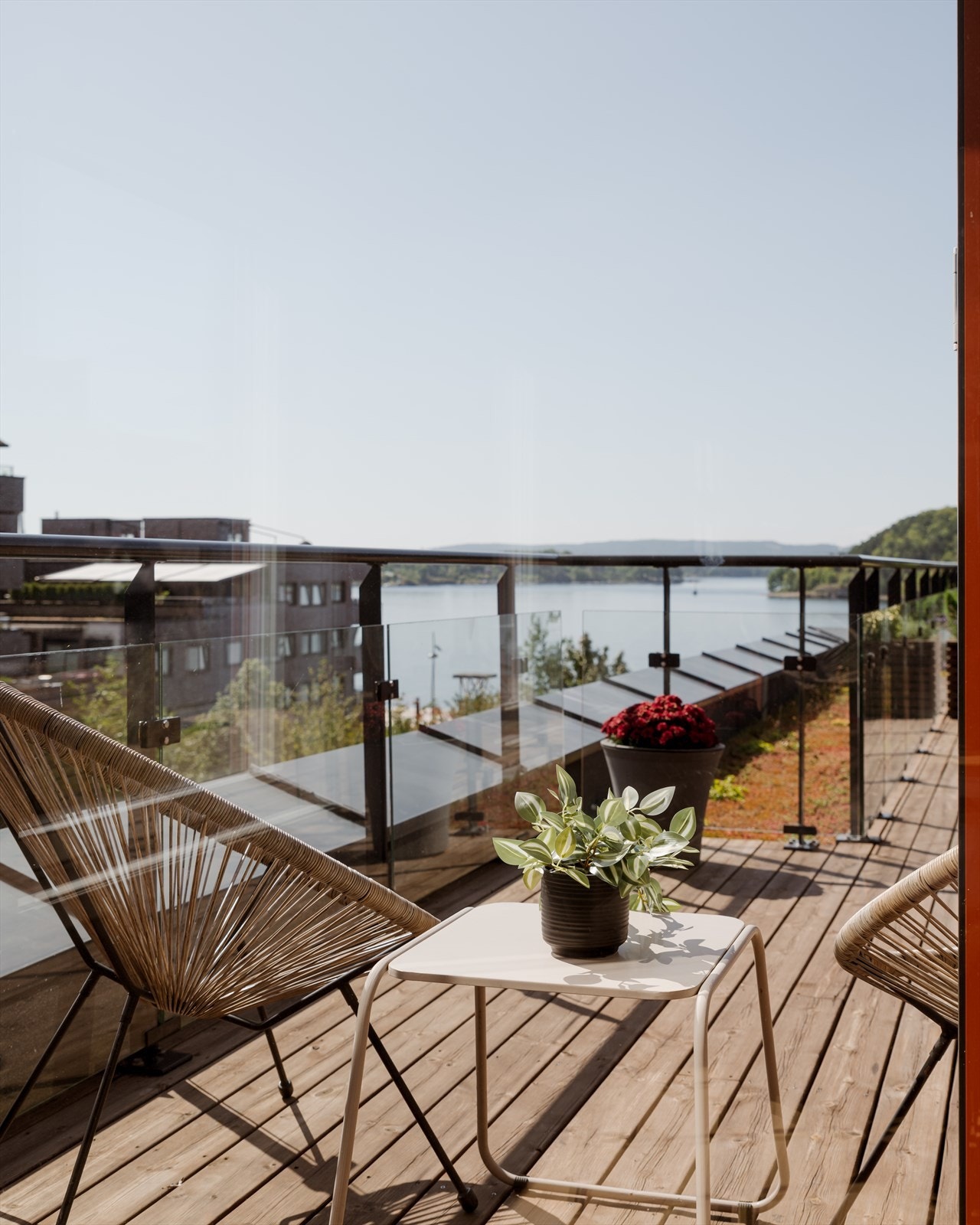 Det er mange flotte siktlinjer i leiligheten. Galleribilde