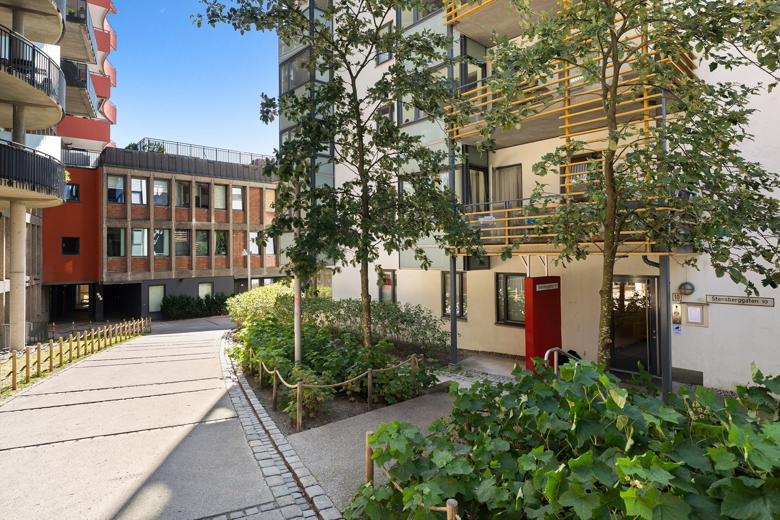 Bygget ble oppført i 2003 - Pilestredet Park er et rolig boområde midt i Oslo sentrum Galleribilde