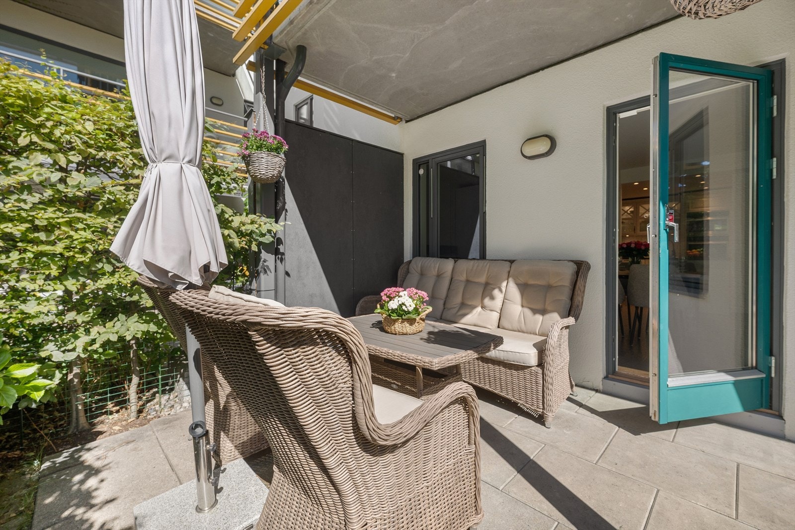 Terrassen er belagt med heller Galleribilde