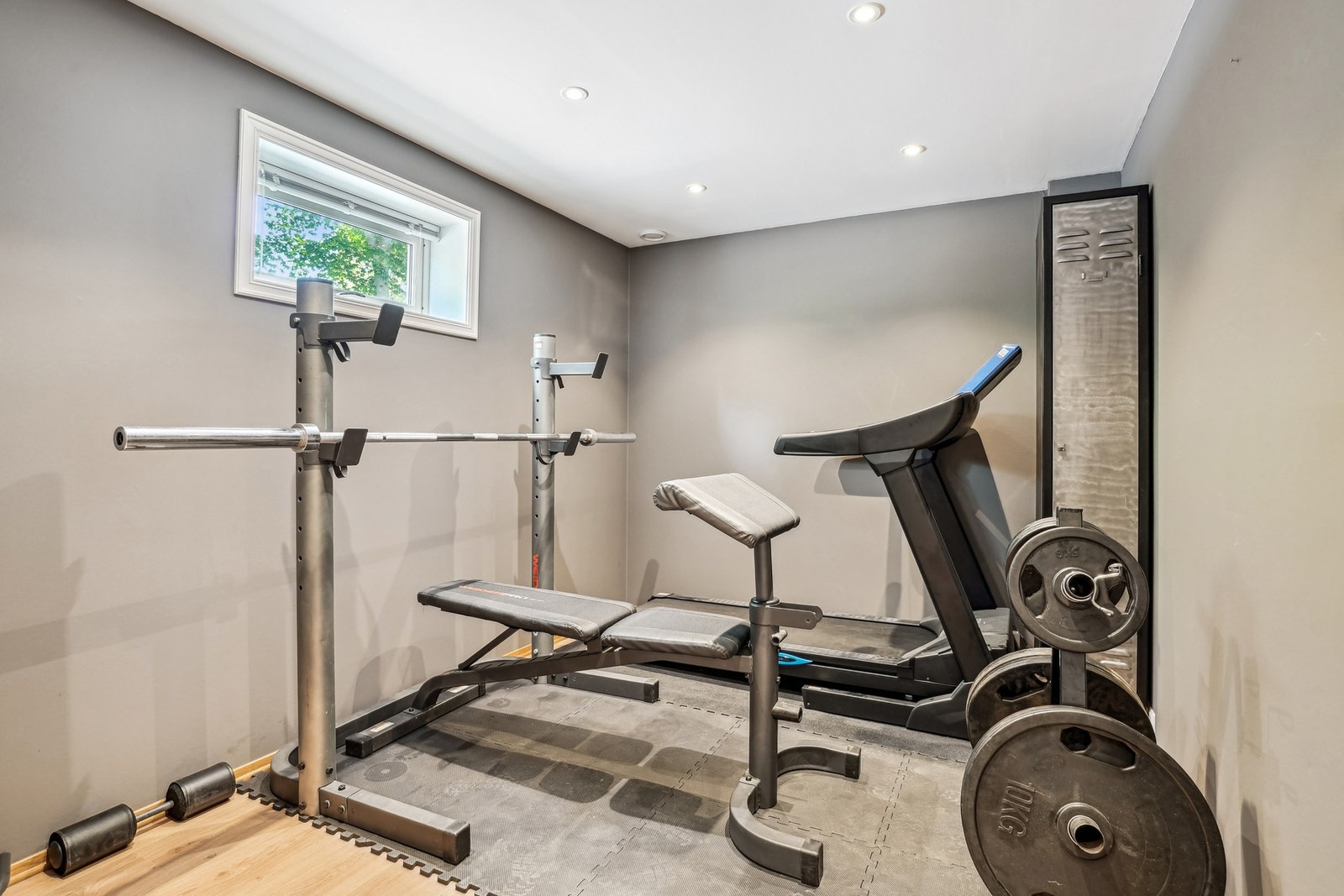 Romslig innvendig bod/trimrom. Galleribilde