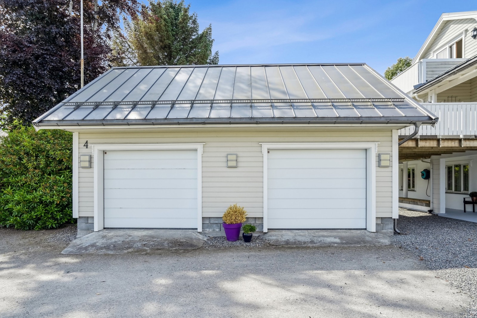 Dobbelgarasje på 65 kvm. Galleribilde