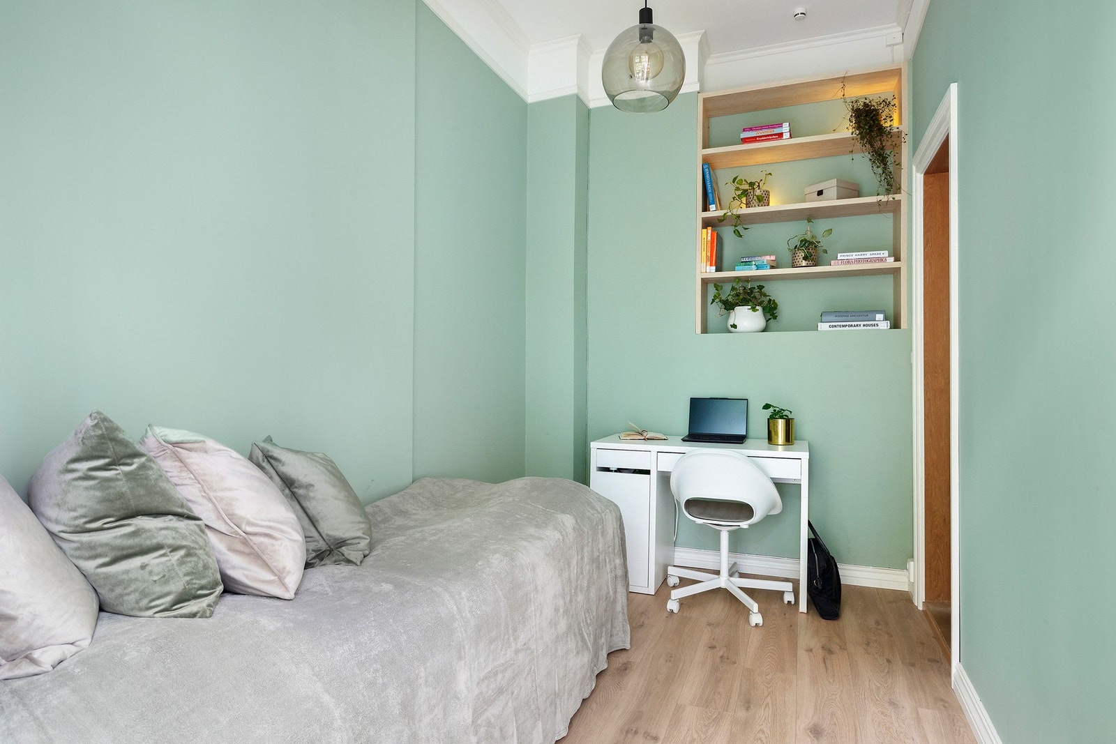 Soverom 2 kan enkelt innredes etter eget ønske og behov Galleribilde