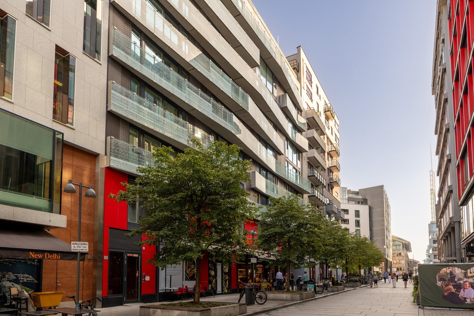 Pent og representabelt inngangsparti. Galleribilde