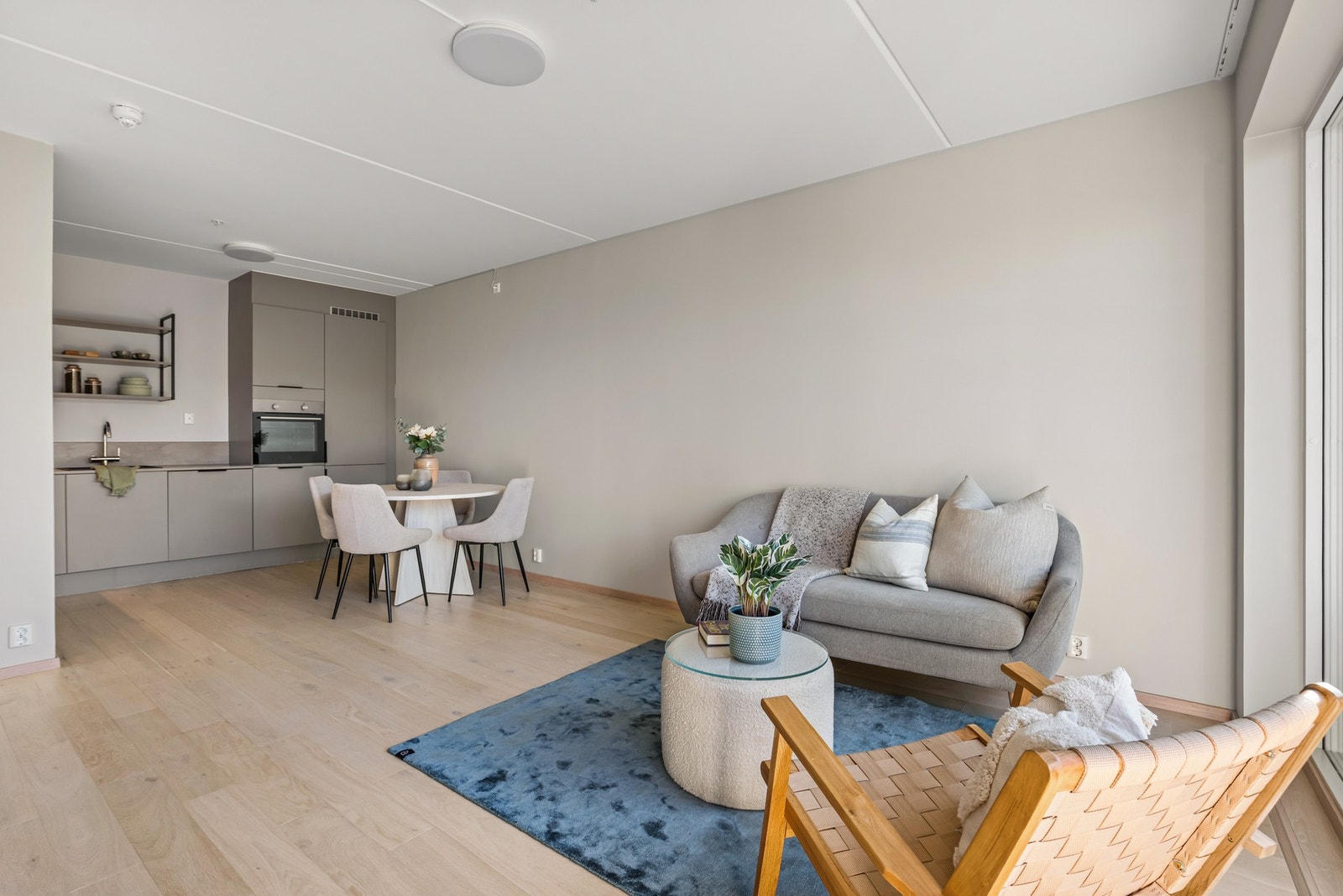 Oppvarming med vannbåren gulvvarme og balansert ventilasjonsanlegg Galleribilde