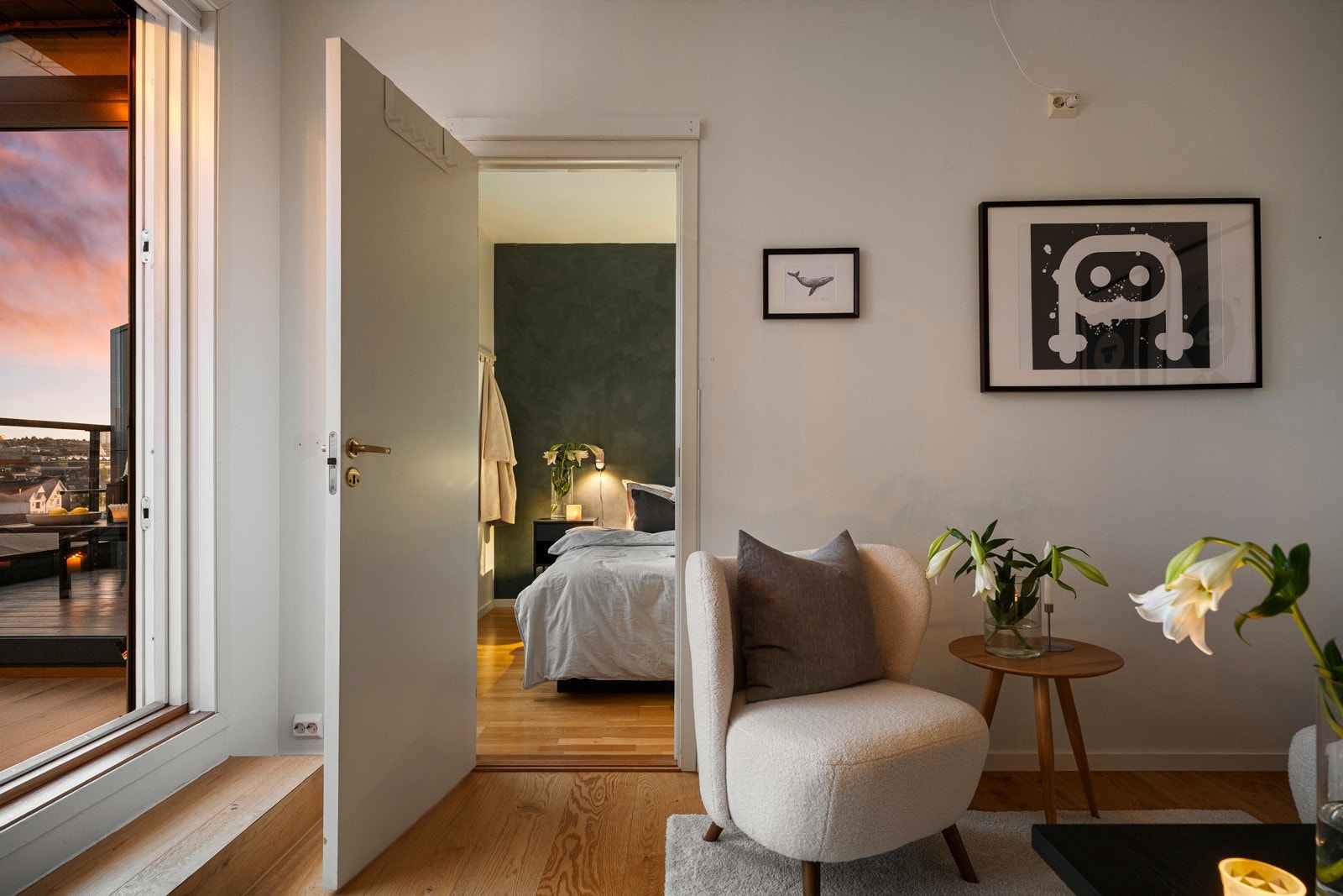 Soverommet har adkomst fra stuen Galleribilde