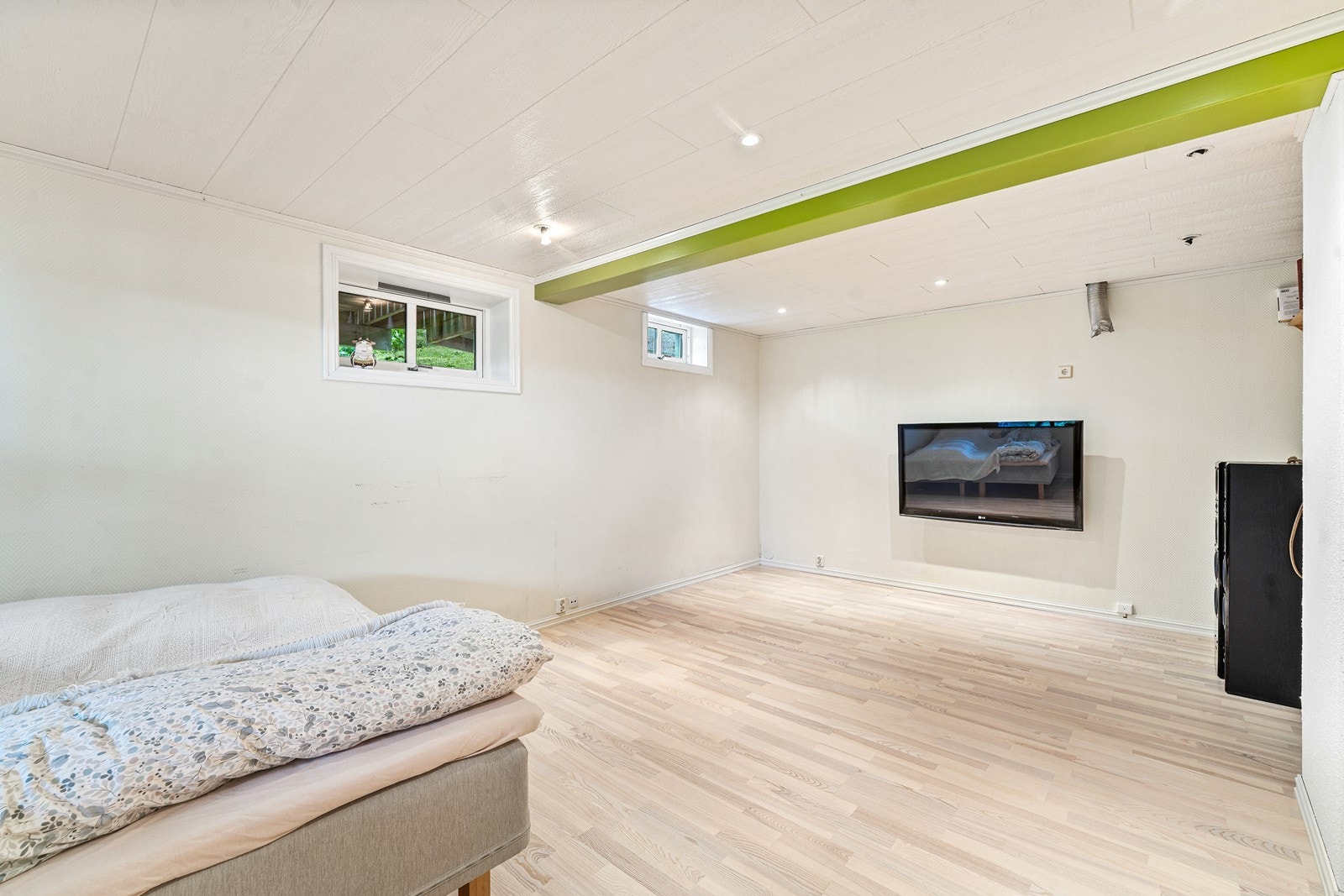 Større bod som i dag er i bruk som kjellerstue. Galleribilde