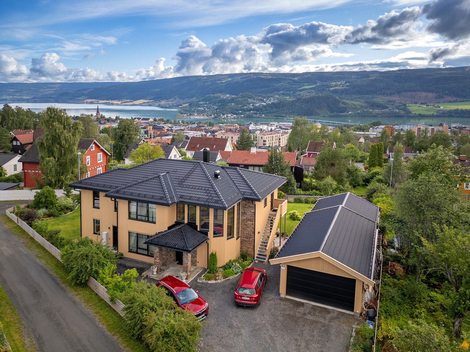 Denne innholdsrike eneboligen sto ferdig i 2022. Galleribilde