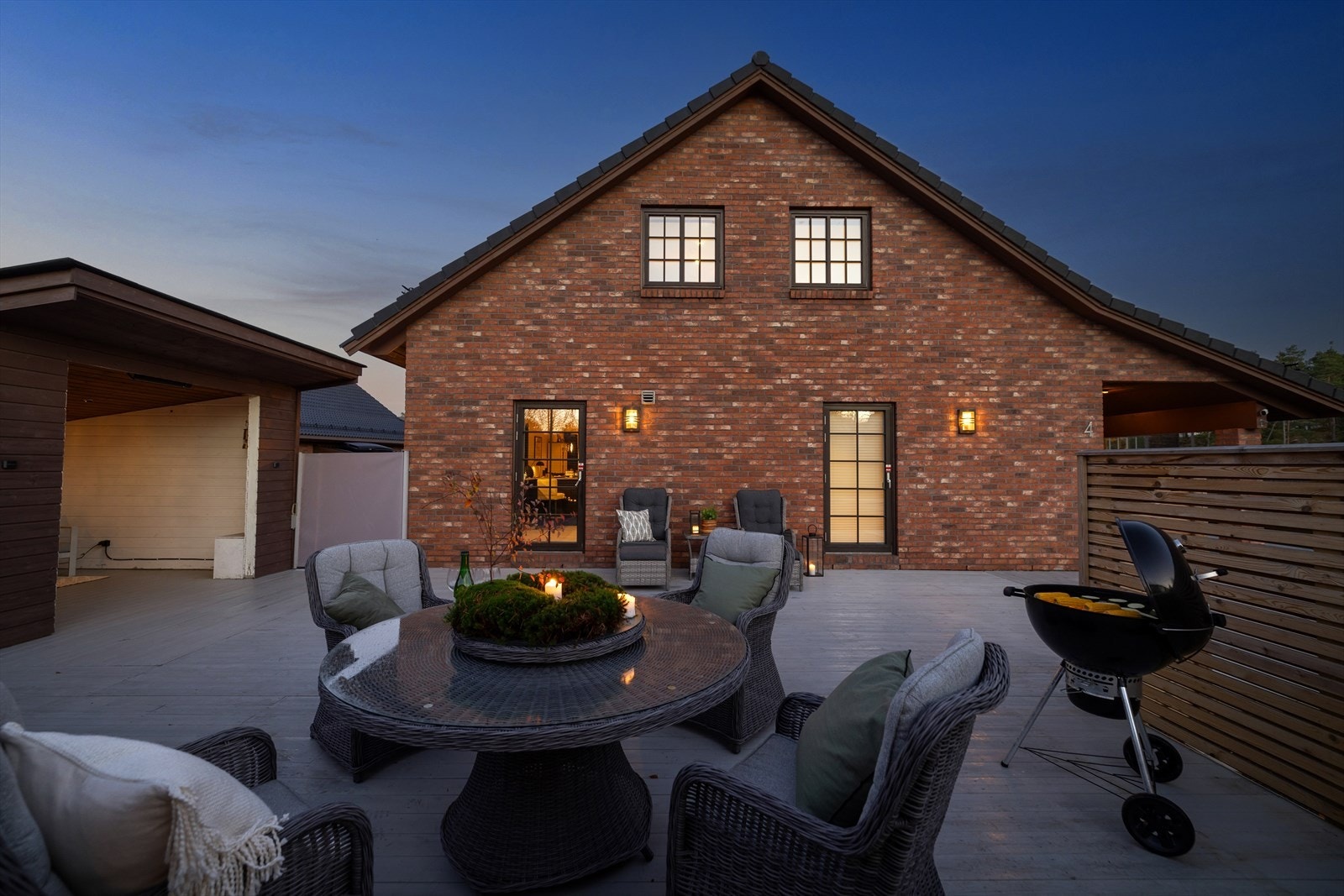 Strandbuen 4 ligger i et familievennlig bo-område på østsiden av frodige Kråkerøy _ 10 min sør for Fredrikstad sentrum. Galleribilde