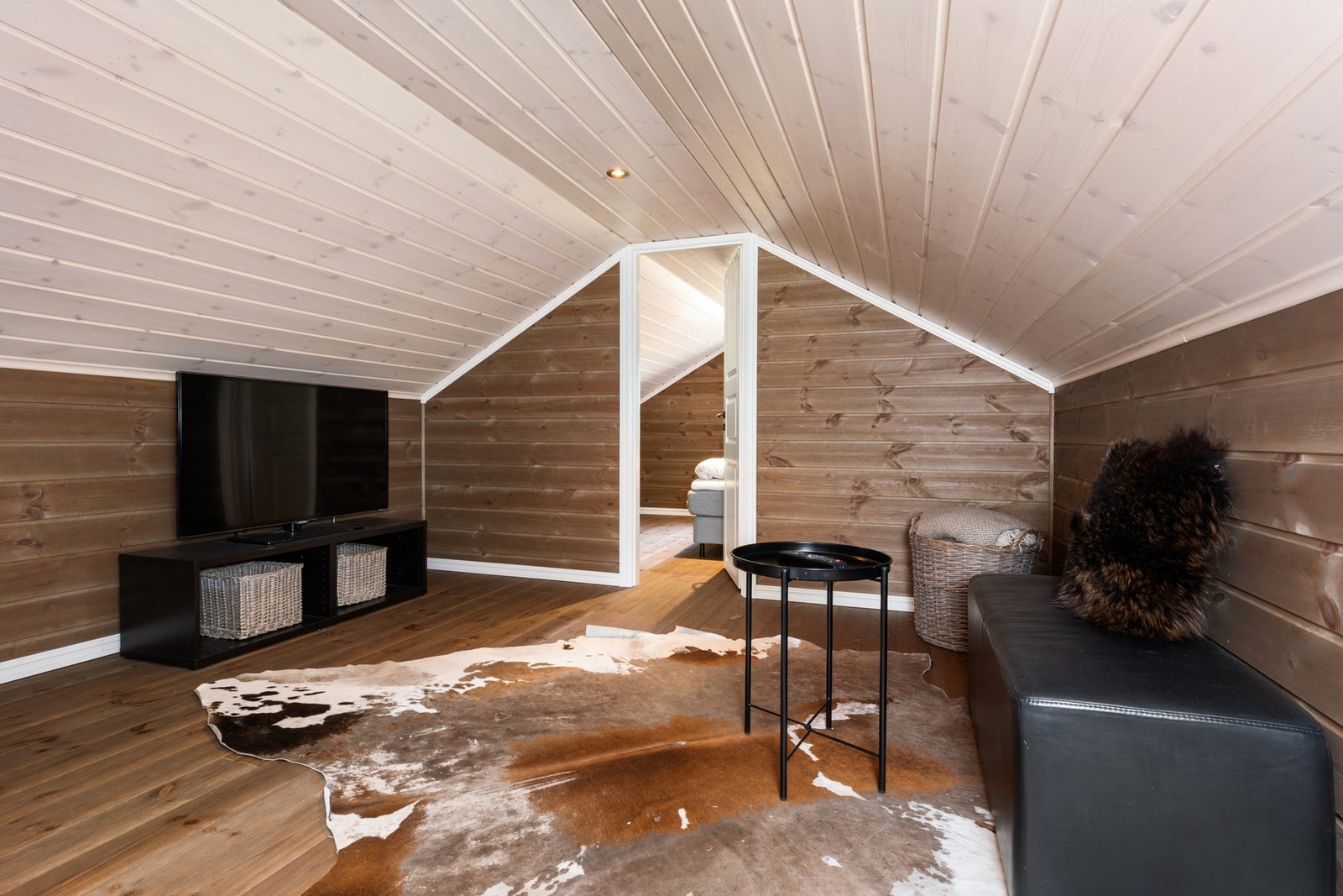 På hemsen er det plass til en ekstra stue for barna. Galleribilde