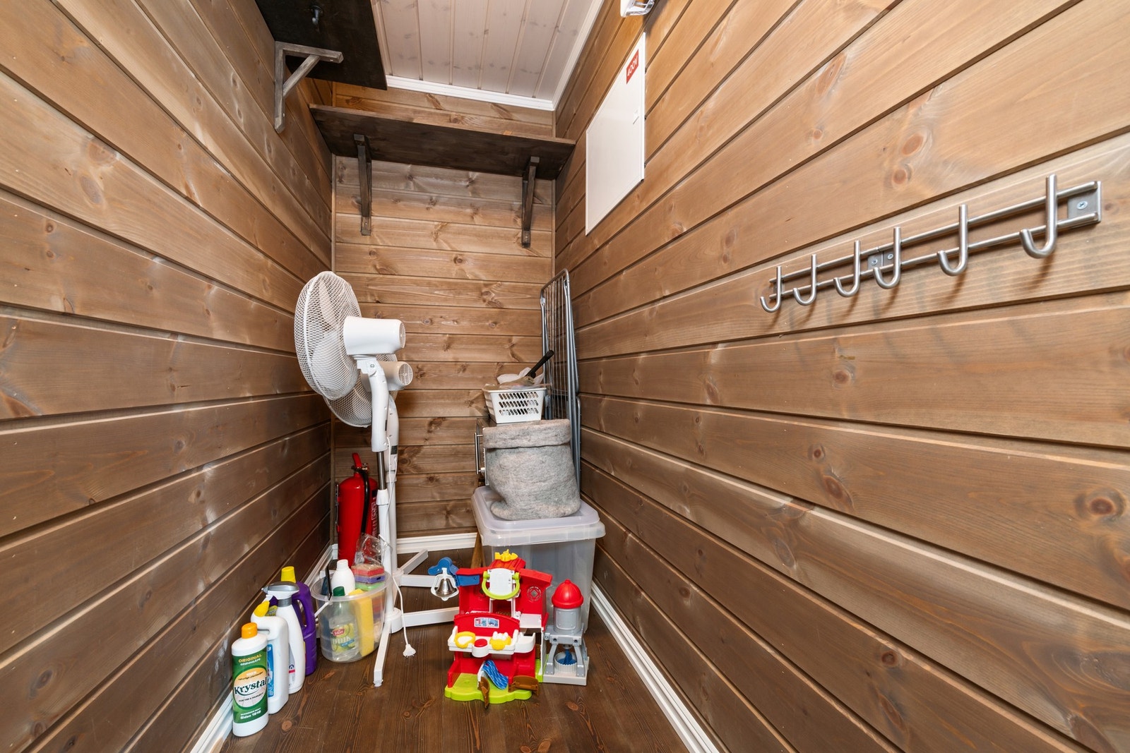 Innvendig bod. Galleribilde