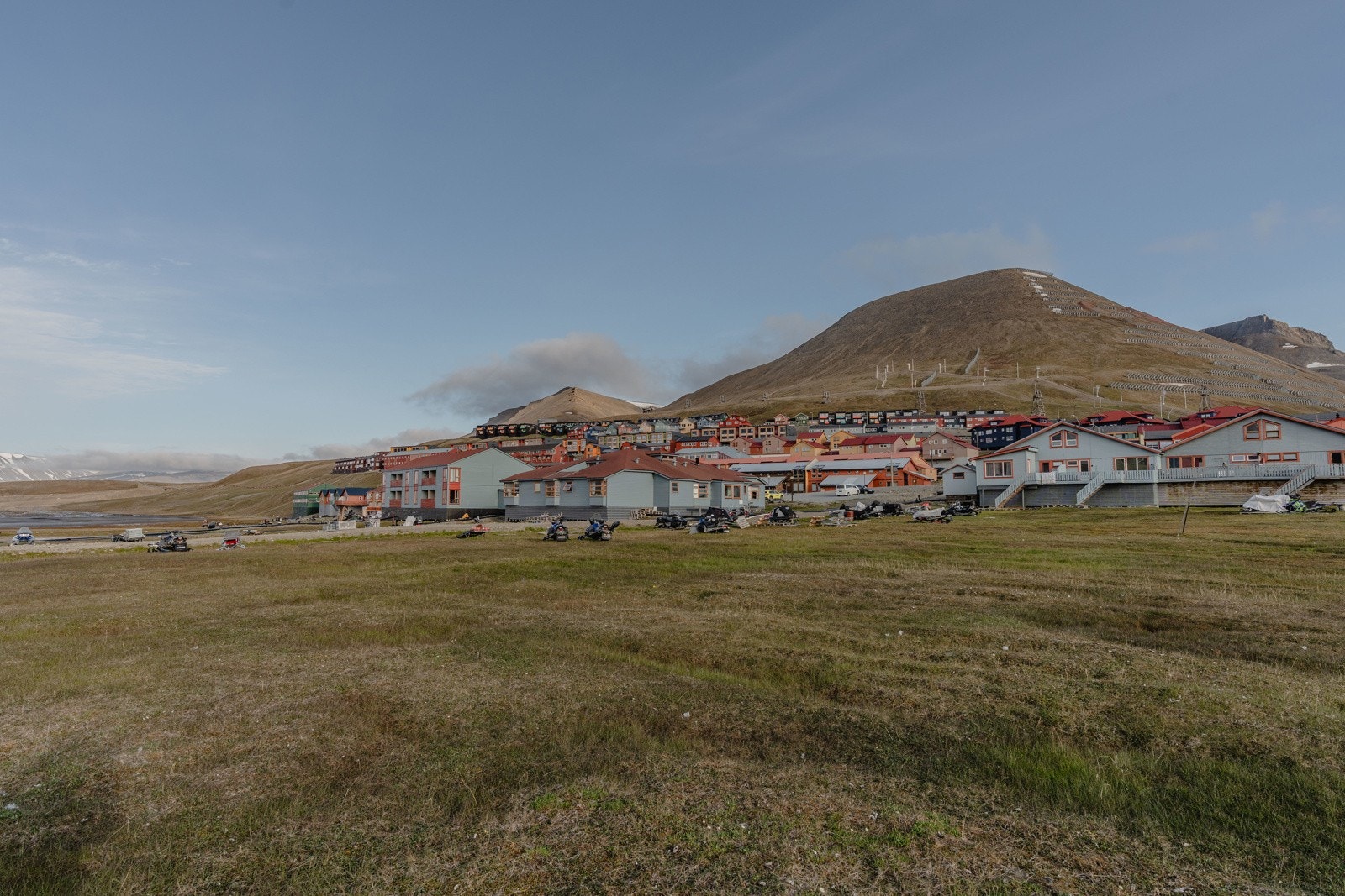 Storhaug-og-partnere-Vei-238-Longyearbyen-Bedehuset-Fasade-20 Galleribilde