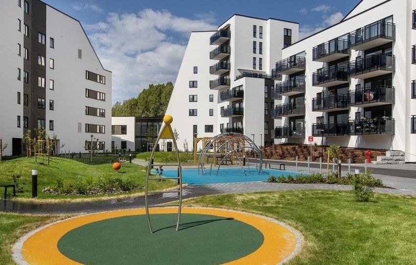 Velkommen til Mørtelverksbakken 3! Området er pent opparbeidet Galleribilde