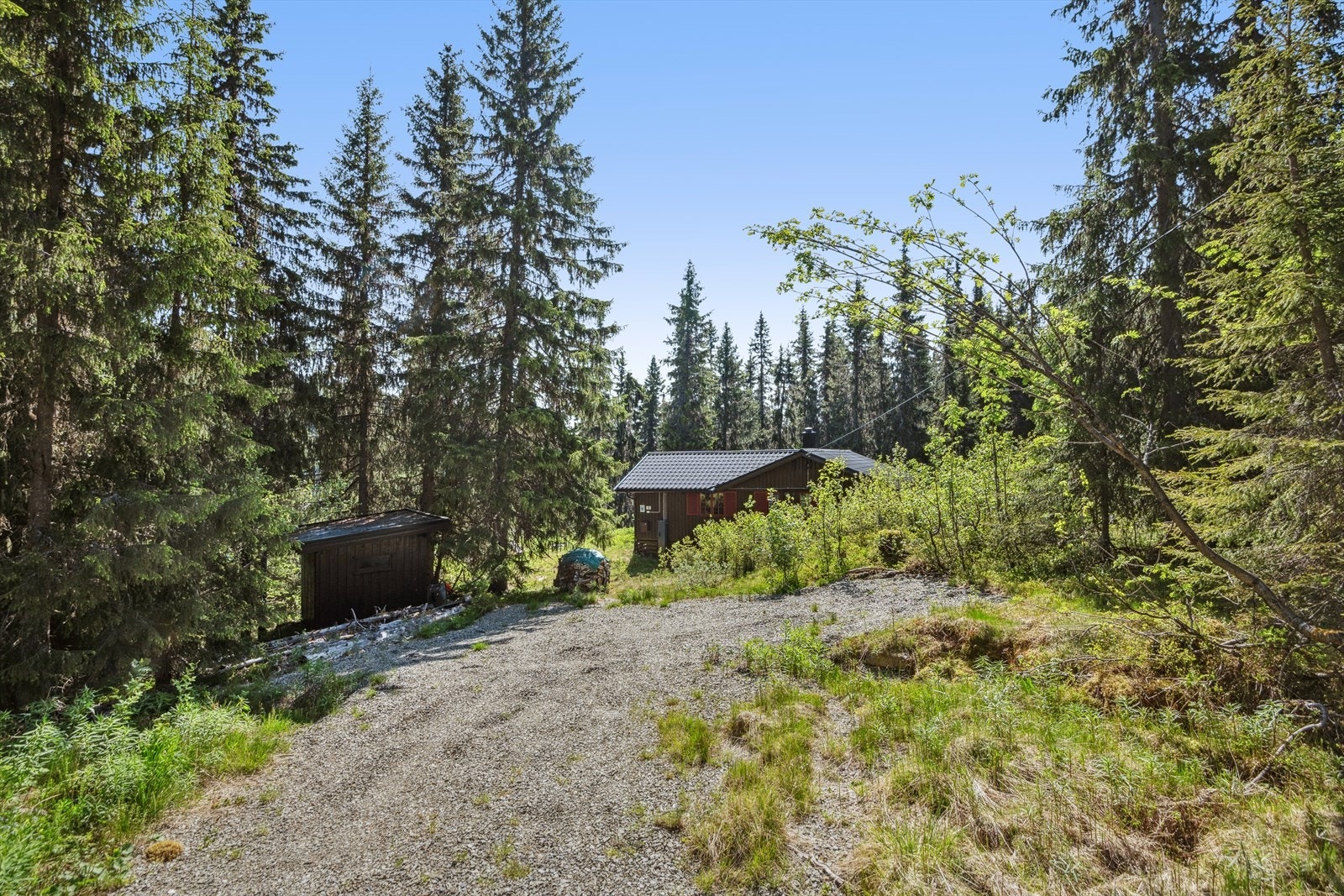 Eiendommen består av to gårds- og bruksnumre. Galleribilde