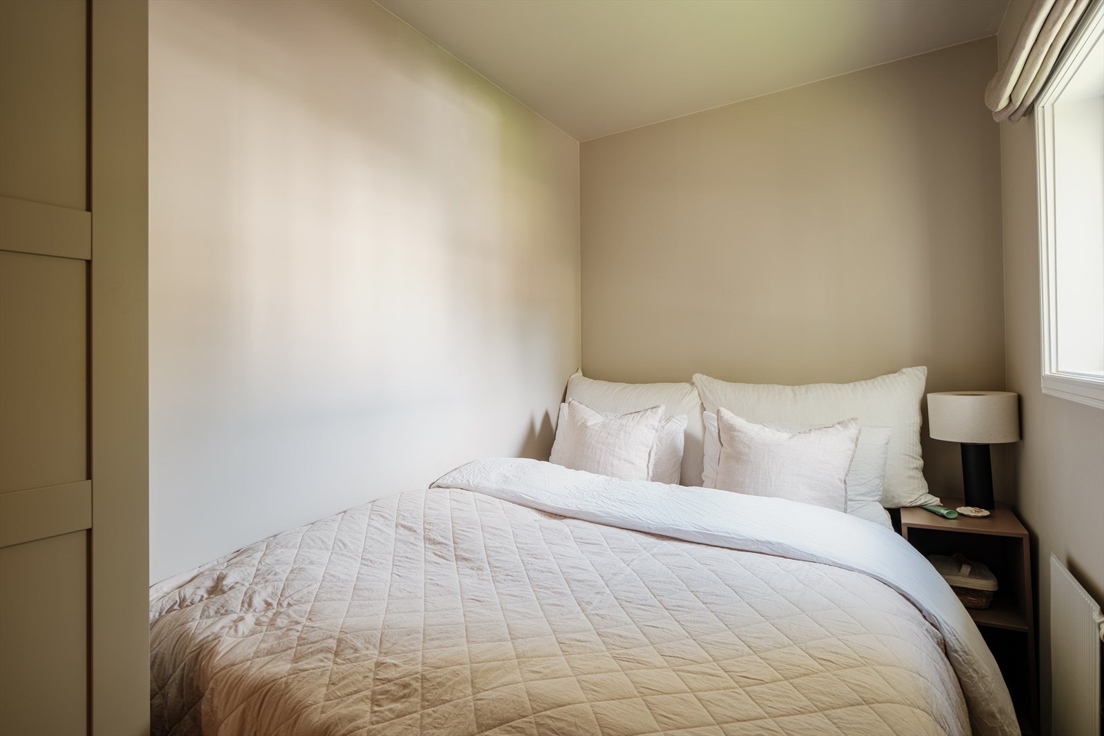 Soverommet har plass for 160 cm seng Galleribilde