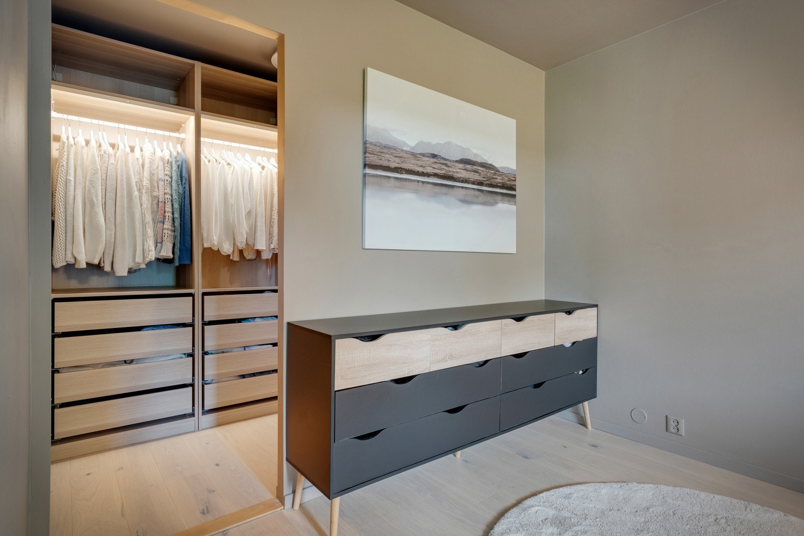 - Walk-in closet er på hele 4,6 m² - Galleribilde