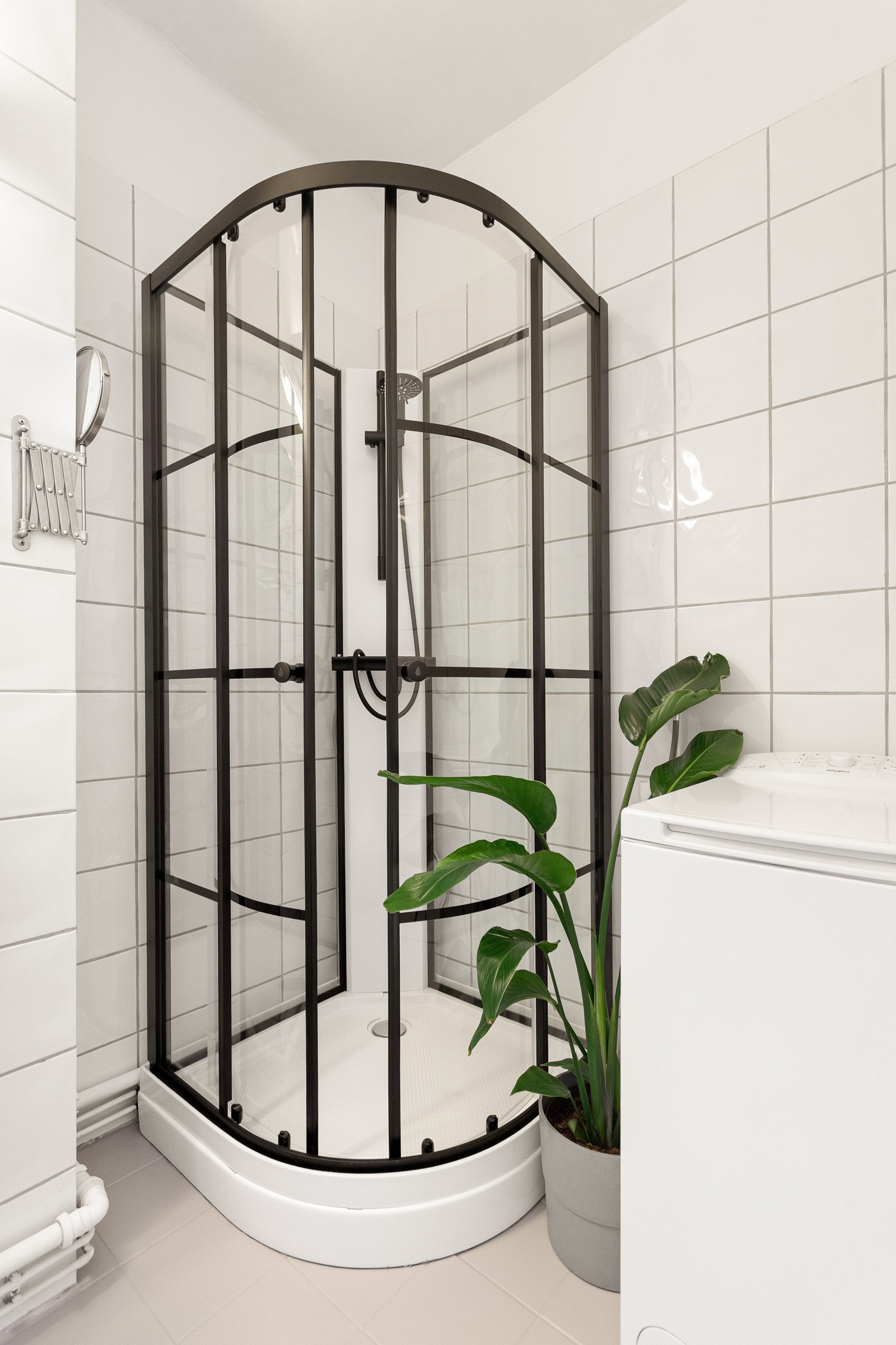 Opplegg for vaskemaskin og varmekabler. Galleribilde