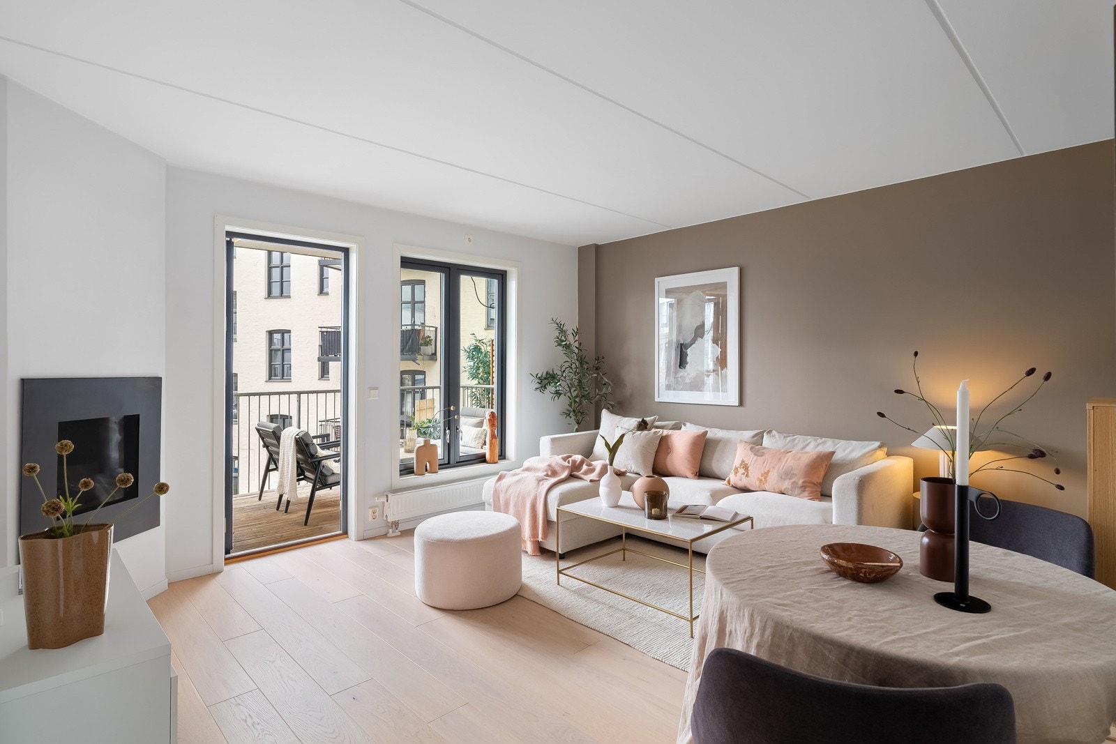 Bygget sto ferdig i 2009, og leiligheten ble modernisert i 2020 Galleribilde