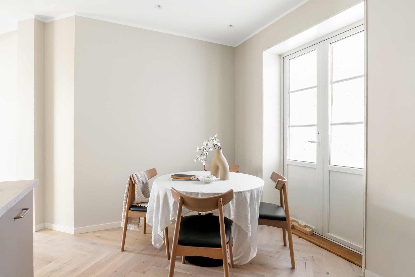 Her har du også plass til et spisebord Galleribilde