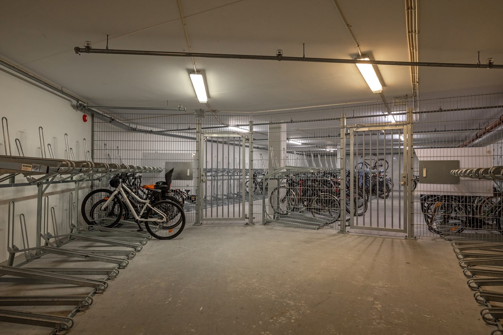 Sykkelparkering i lukket anlegg Galleribilde