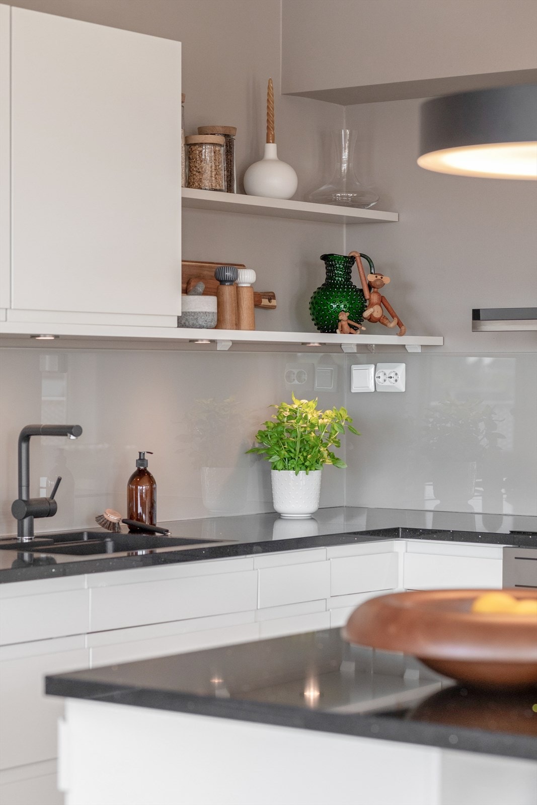 Innbydende kjøkken Galleribilde