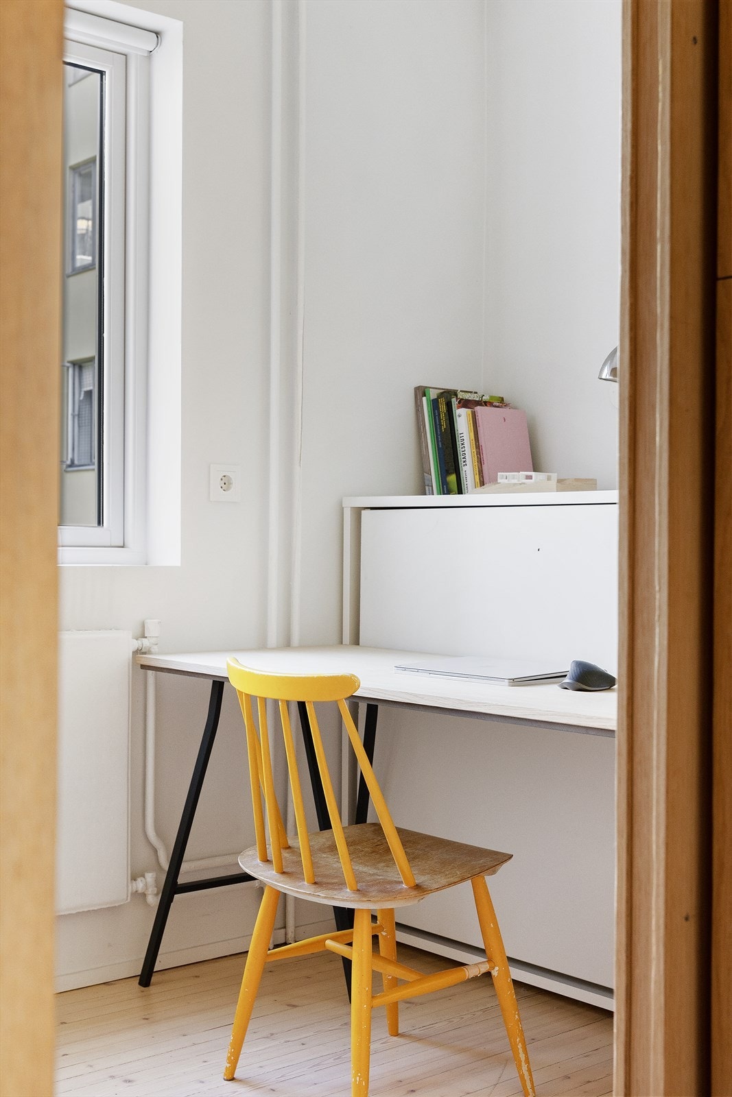 Boligen har fellesvarme tilknyttet radiatorer. Galleribilde