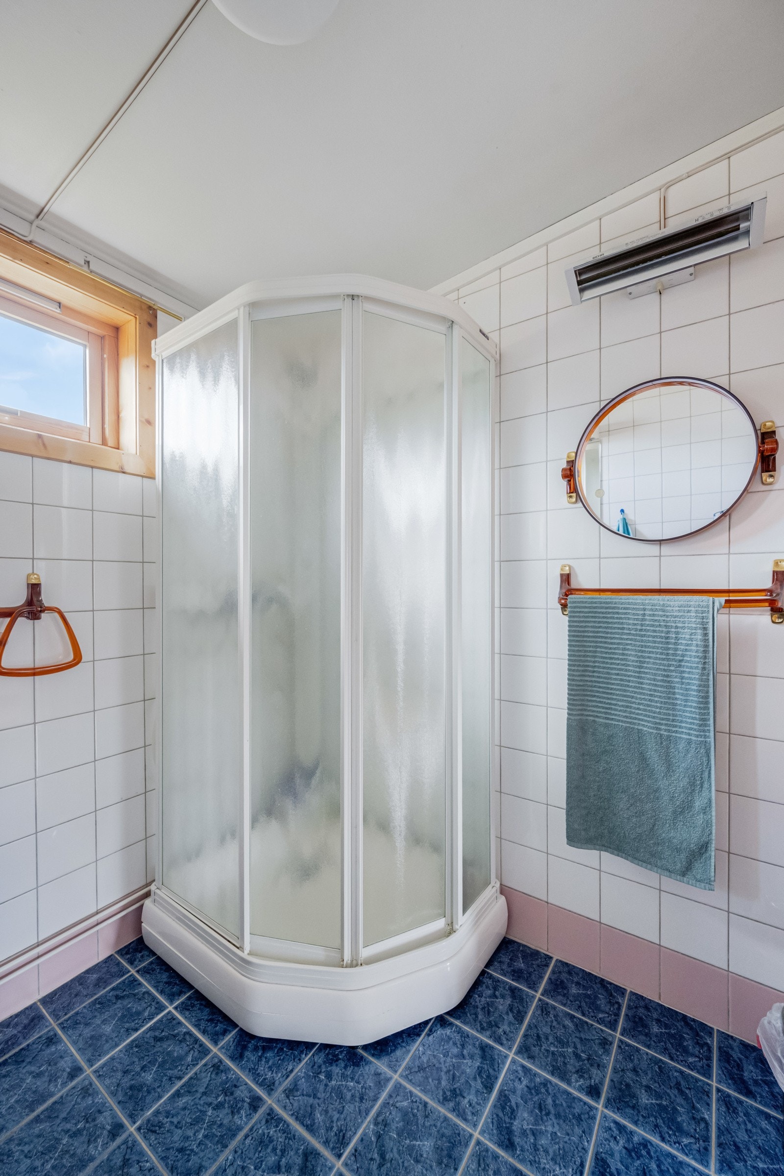 Oppvarming via gulvvarme. Galleribilde