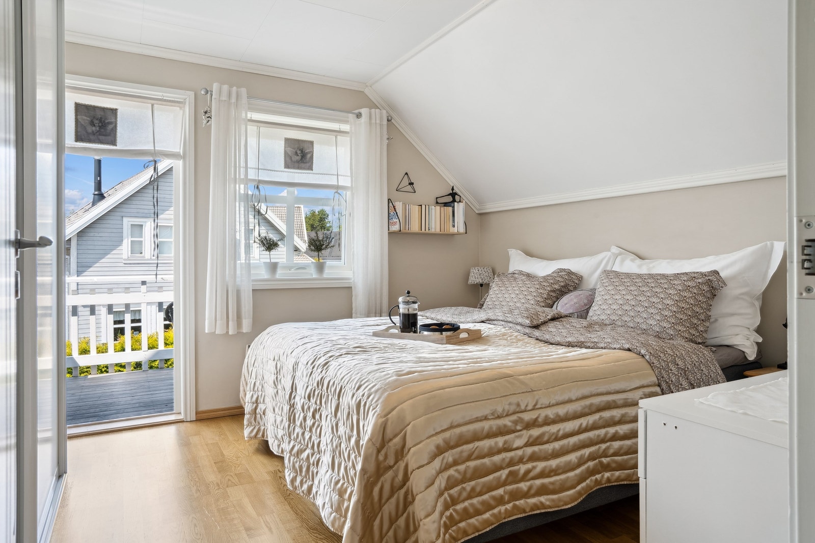 Soverom I Galleribilde