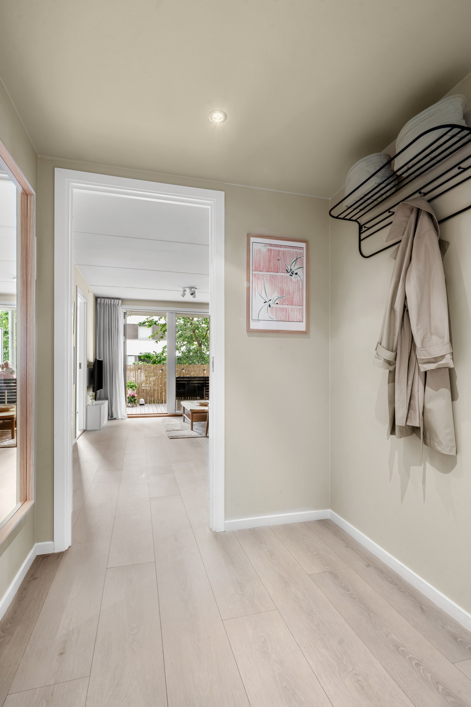 Entré med callinganlegg til ytterdøren Galleribilde