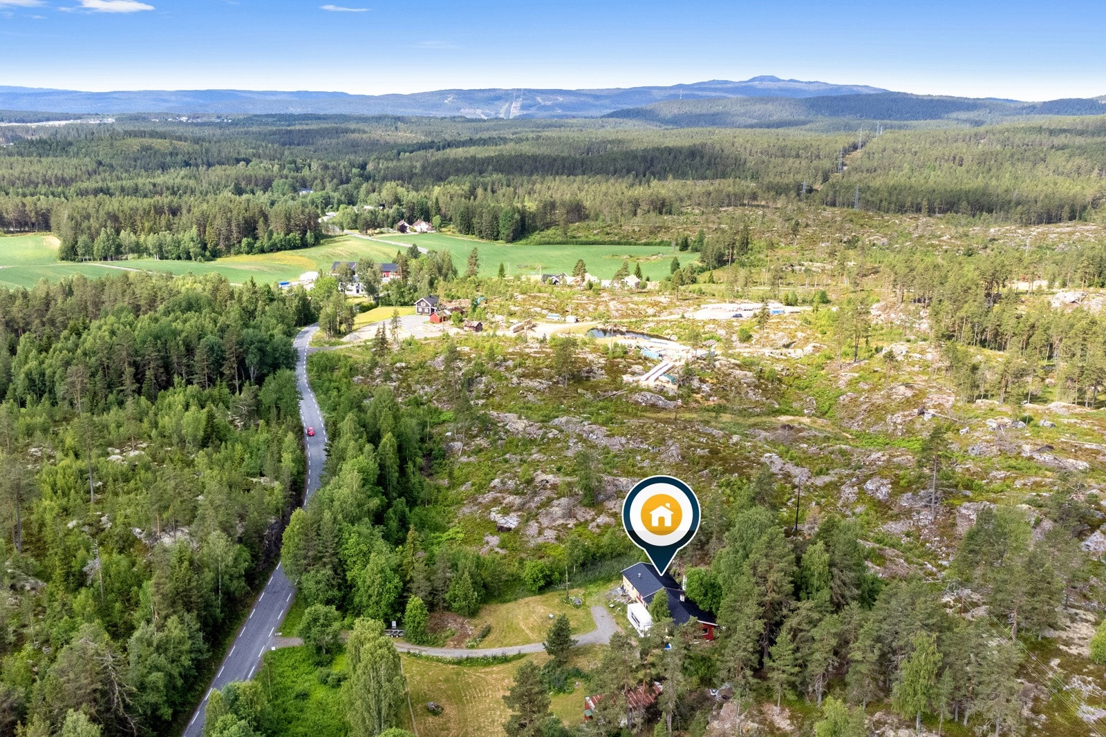 Tomannsbolig i landlige og solrike omgivelser. Galleribilde