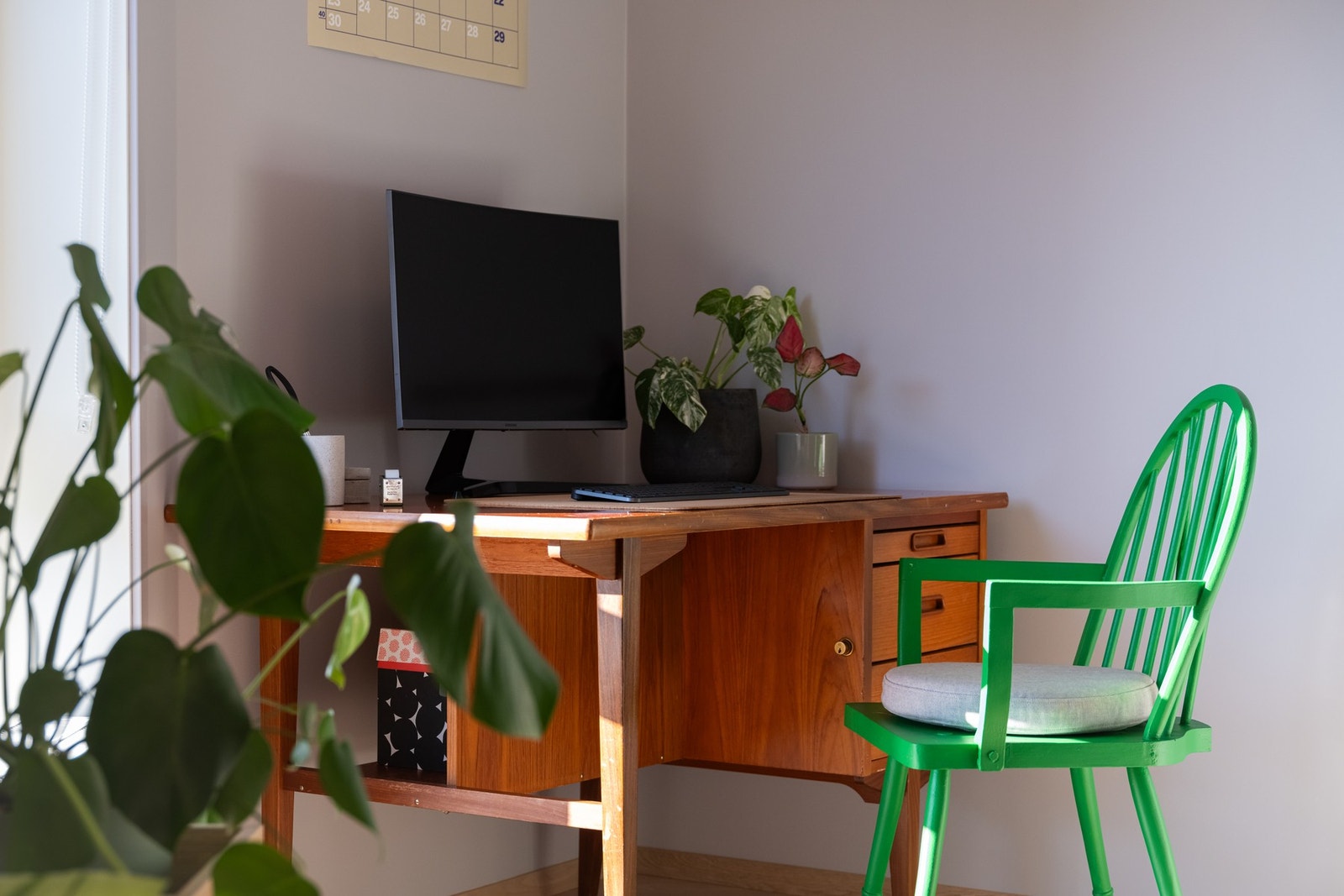 Behøver du et kontor er det praktisk å bruke dette rommet. Galleribilde