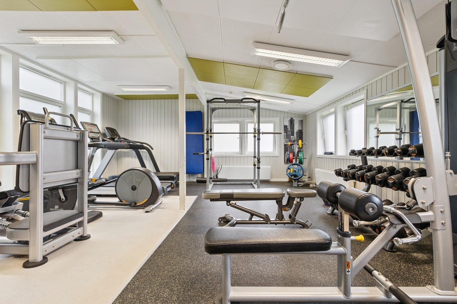 Borettslaget har eget treningsrom for bebeoere, og kalles Trimhuset. Galleribilde