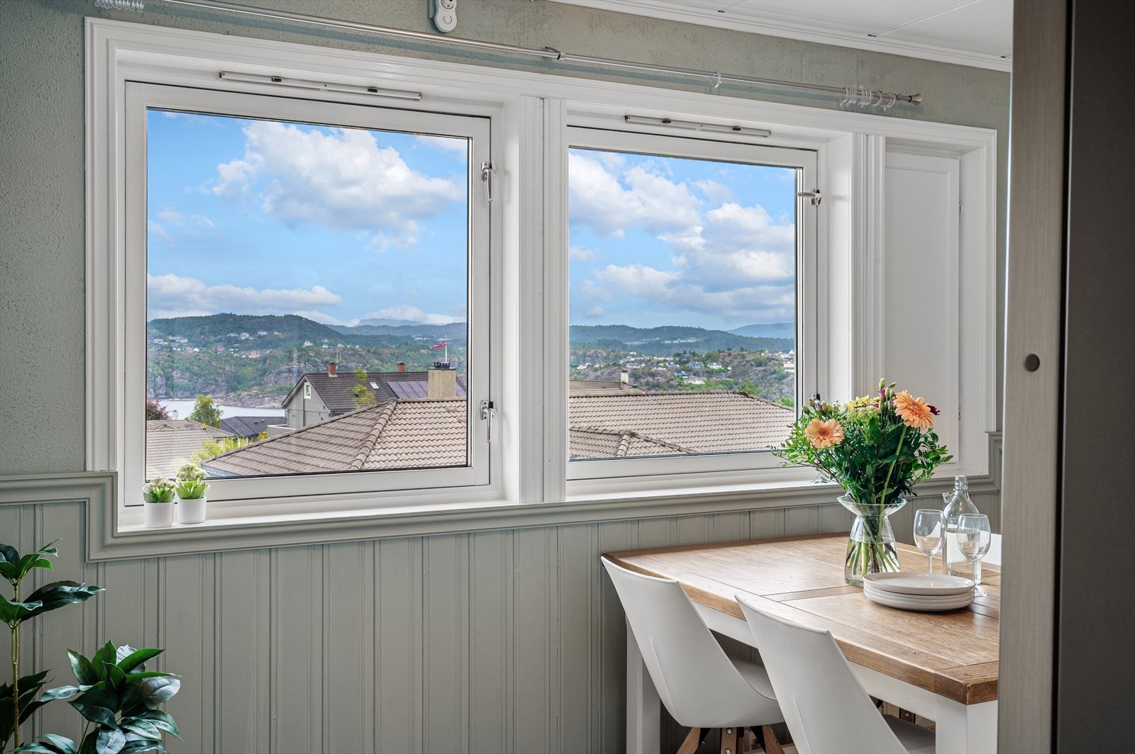 - Separat kjøkkenrom på 13,5m² - Galleribilde