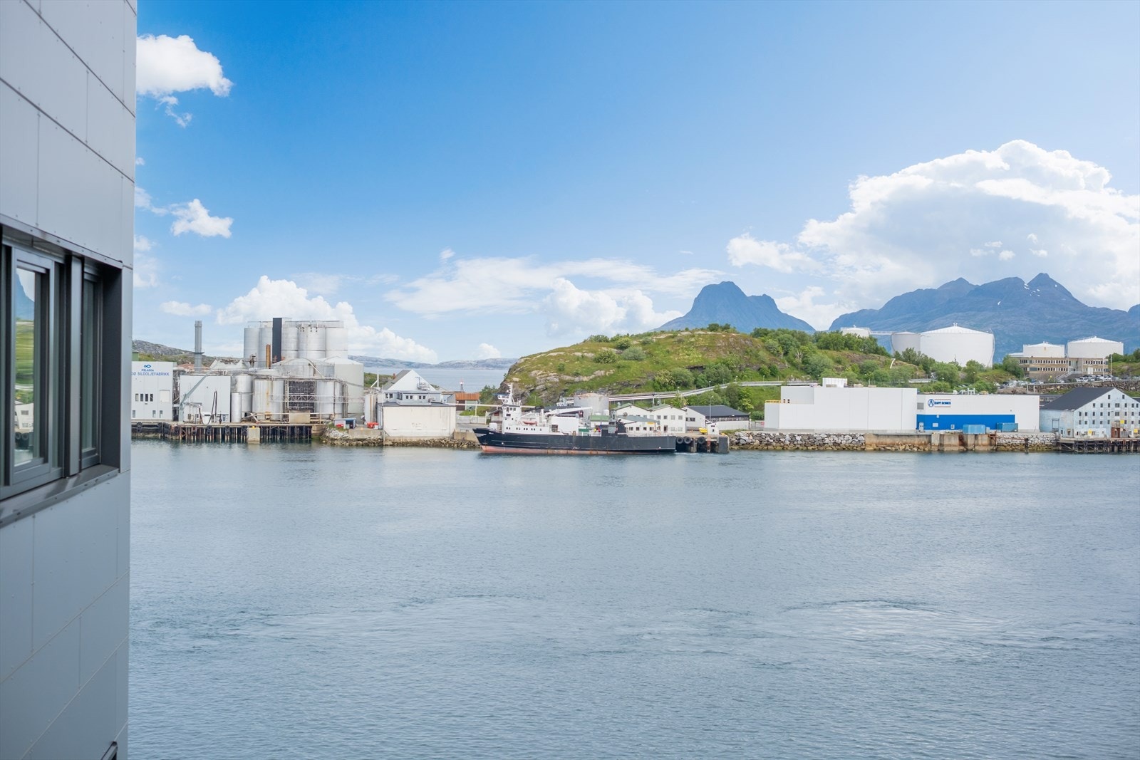 Utsikt fra balkong. Galleribilde