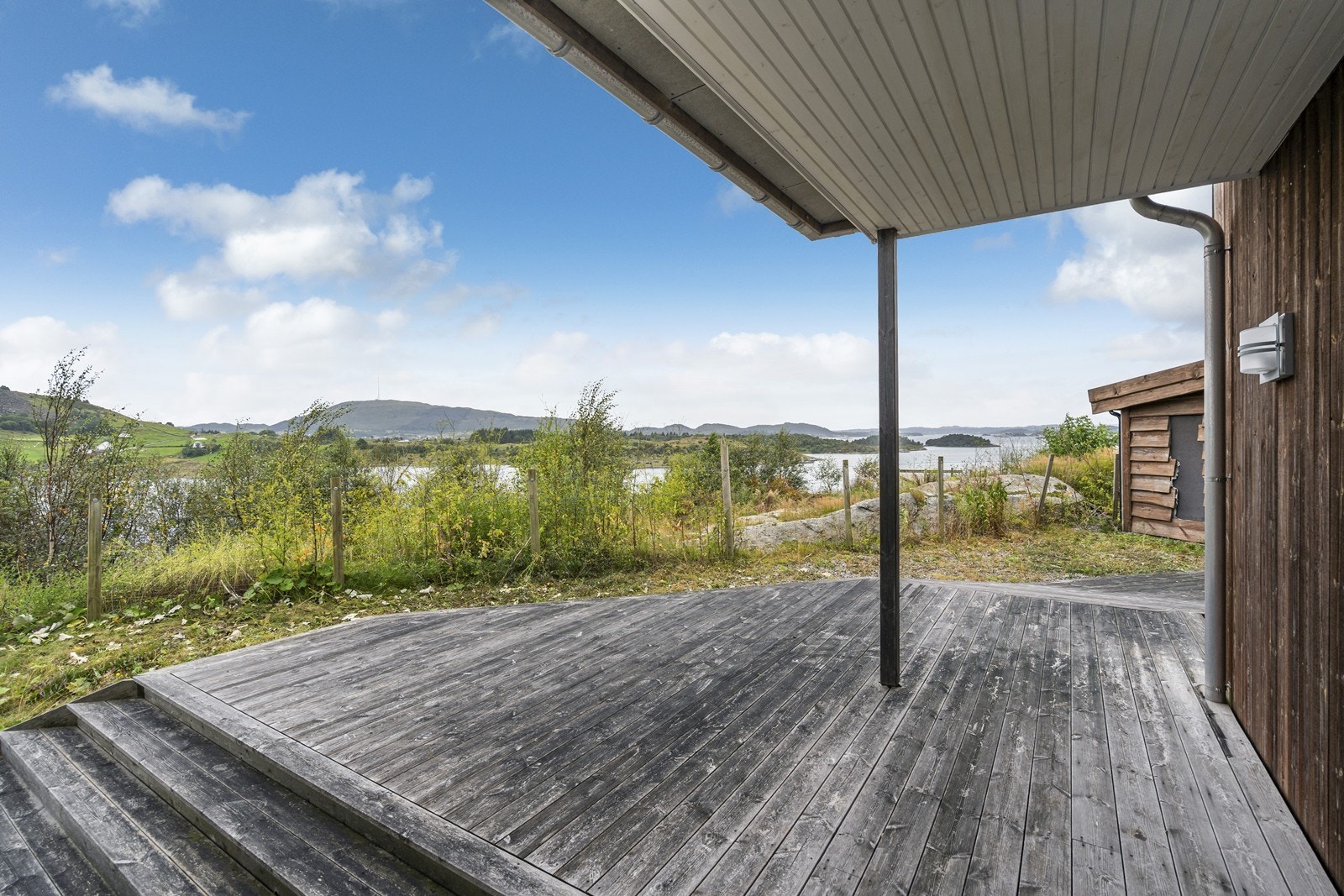 Stor solrik terrasse Galleribilde