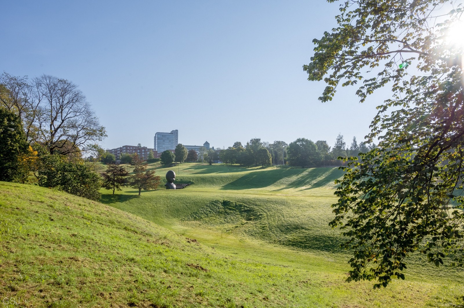 Torshov er kjent for sine idylliske parkområder og sitt rike utvalg på hyggelige serveringssteder. Galleribilde