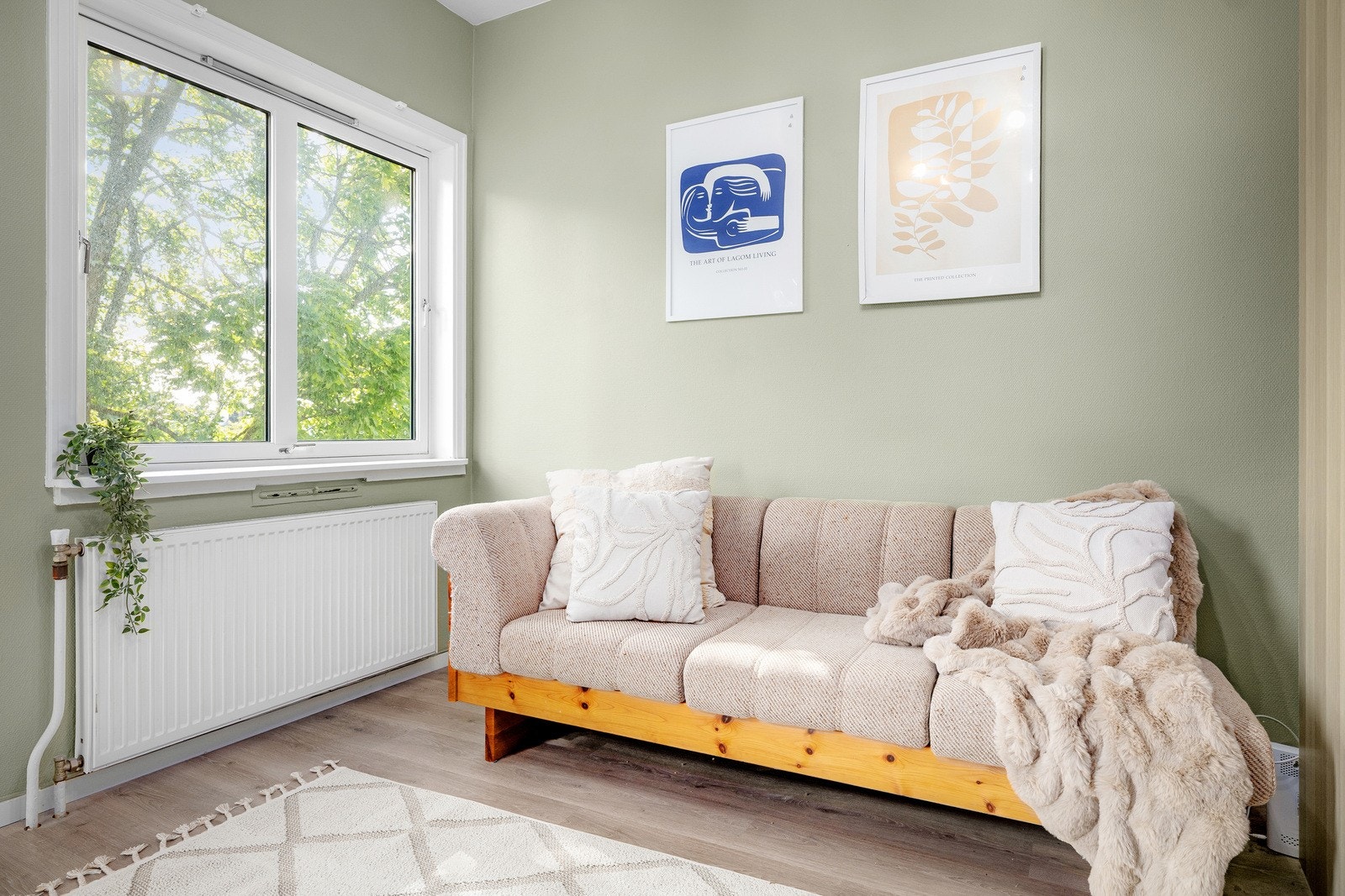 Den store vindusflaten gir godt med naturlig lysinnslipp. Galleribilde