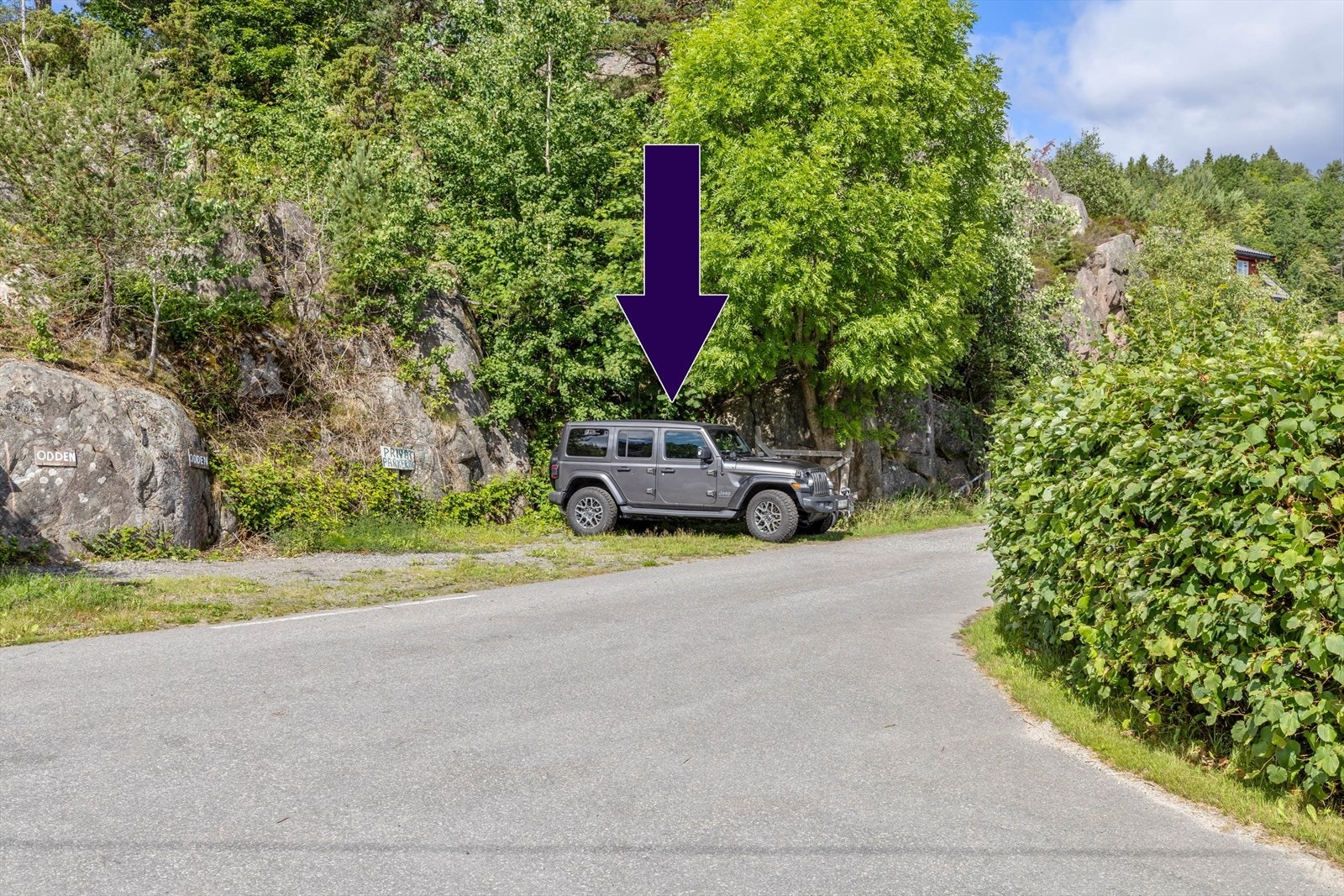 Muligheter for leie av parkeringsplass i Bota Galleribilde