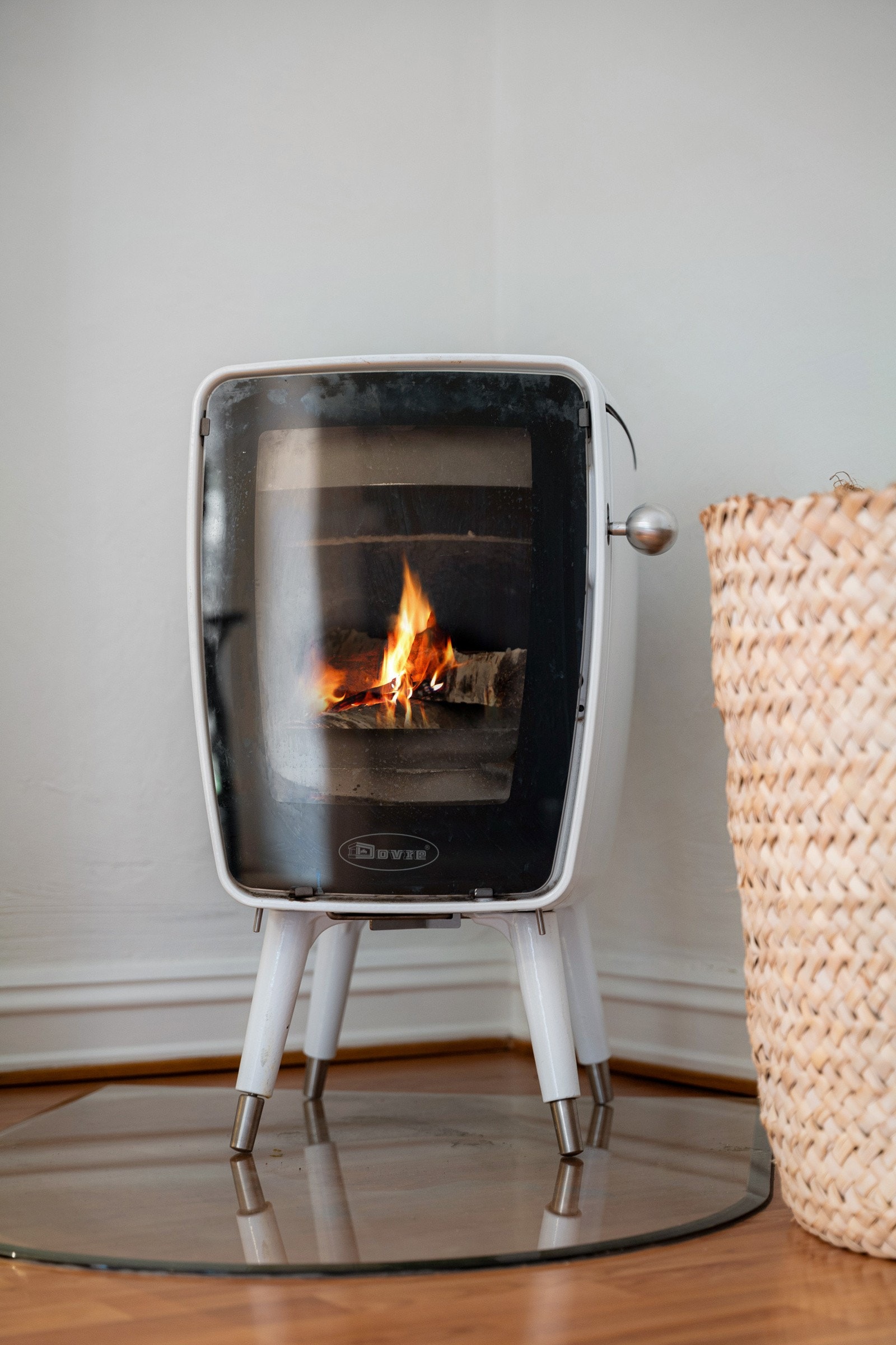 Moderne vedovn sørger for mye hygge og god varme på vinteren. Galleribilde