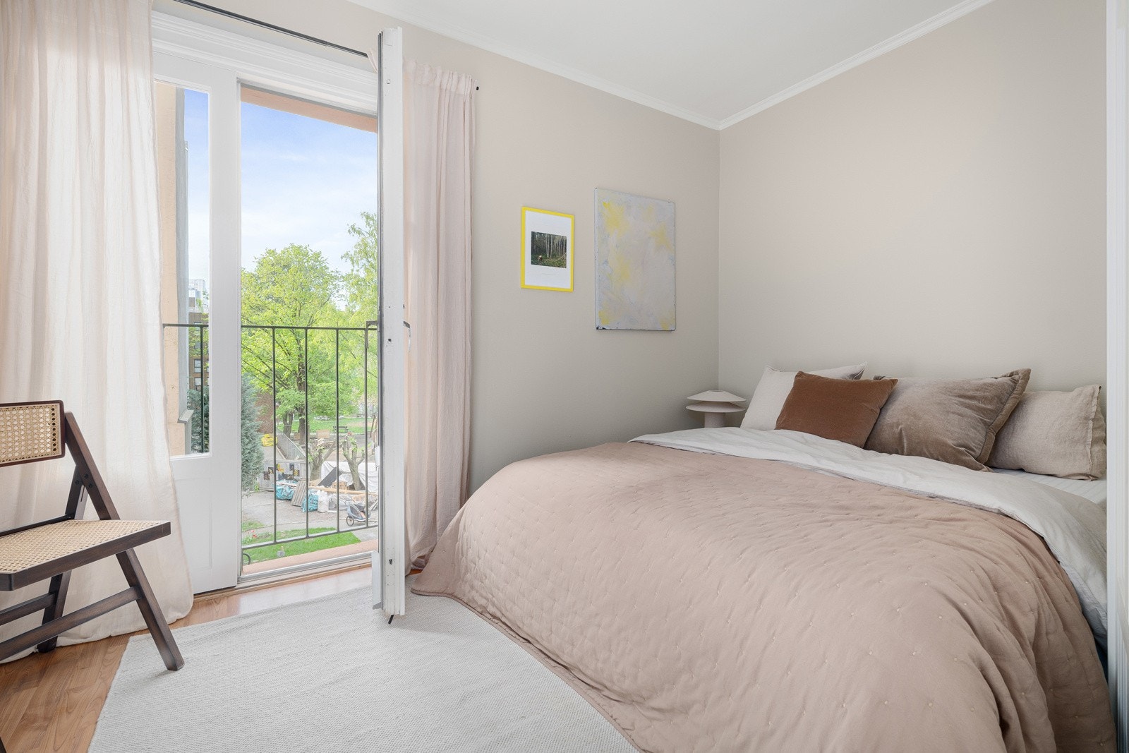 Her har du hyggelig utsikt uten sjenerende innsyn. Galleribilde