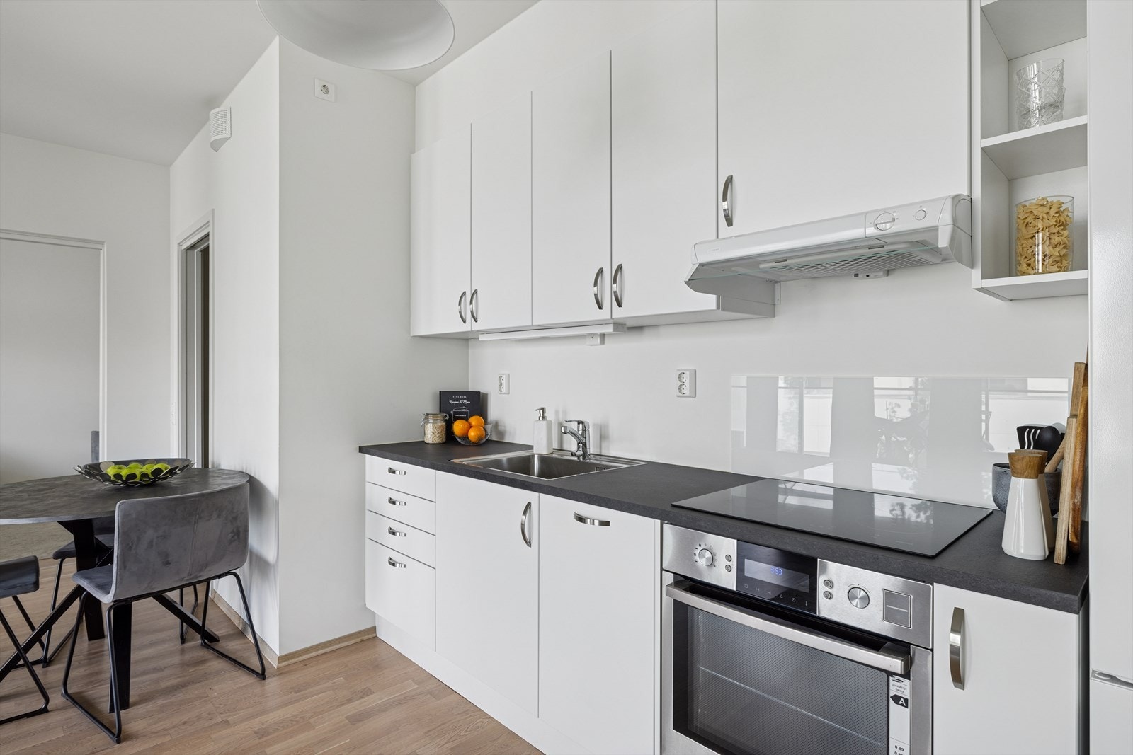 Det er tilkoblet mekanisk avtrekk over stekesonen Galleribilde