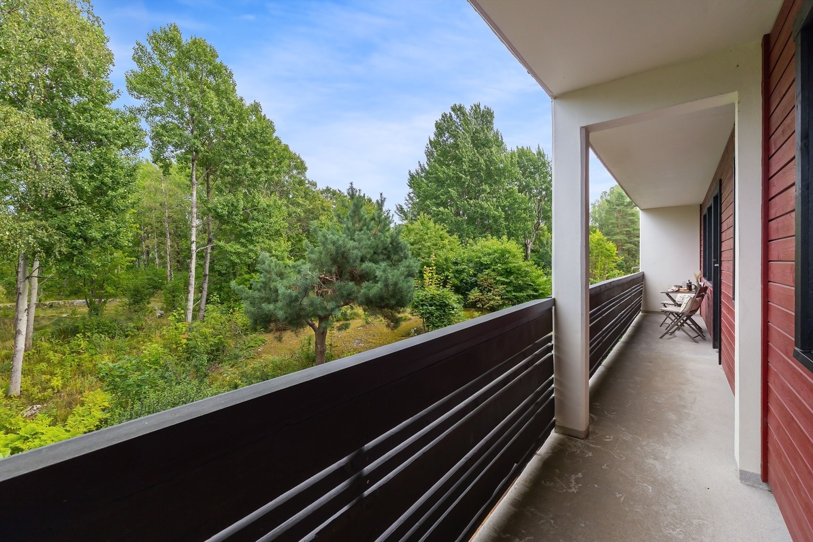 Her kan du fint innrede med en hyggelig sittegruppe eller et mindre spisebord Galleribilde